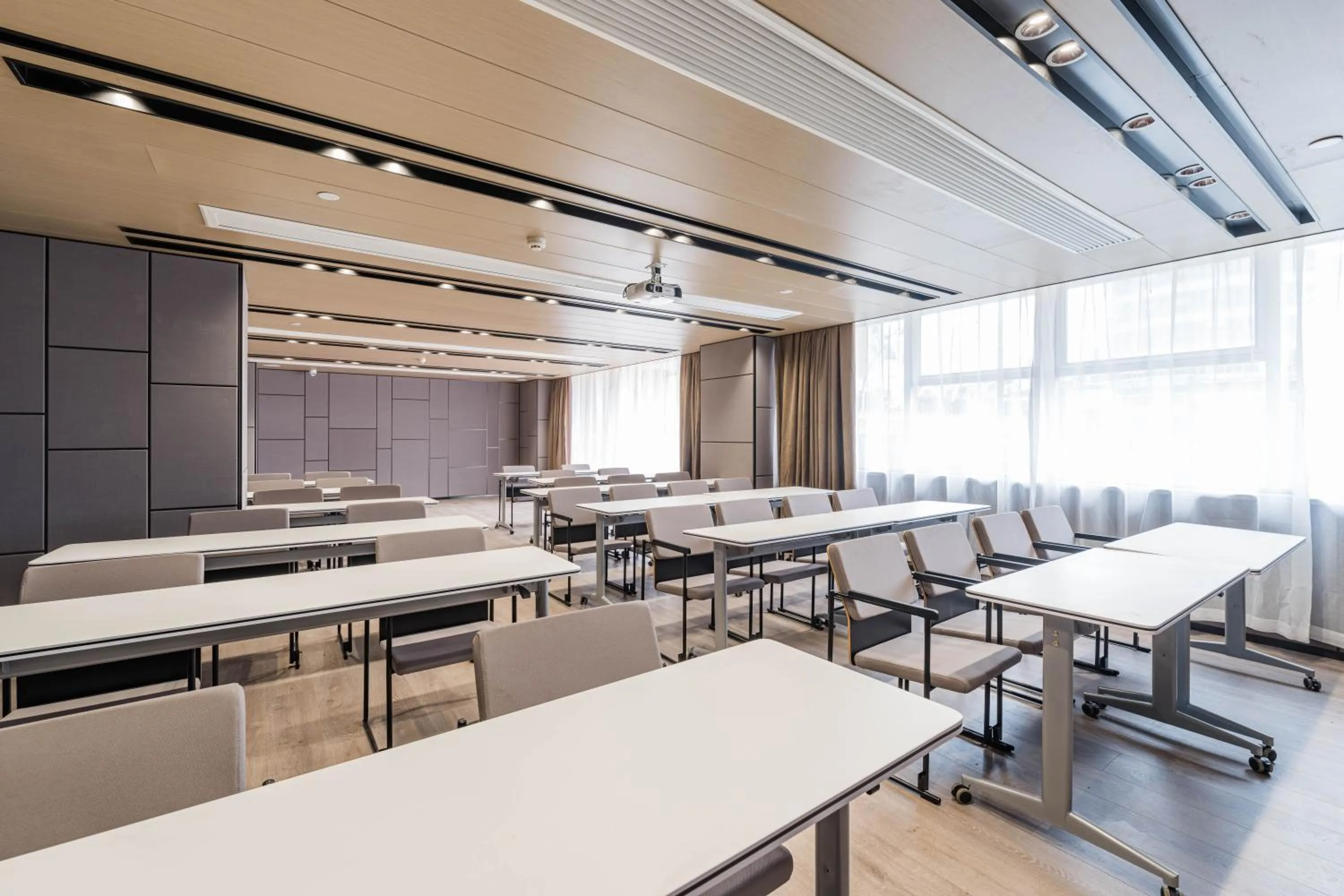 Atour Hotel Hangzhou West Lake Wulin Plaza North Jianguo Road