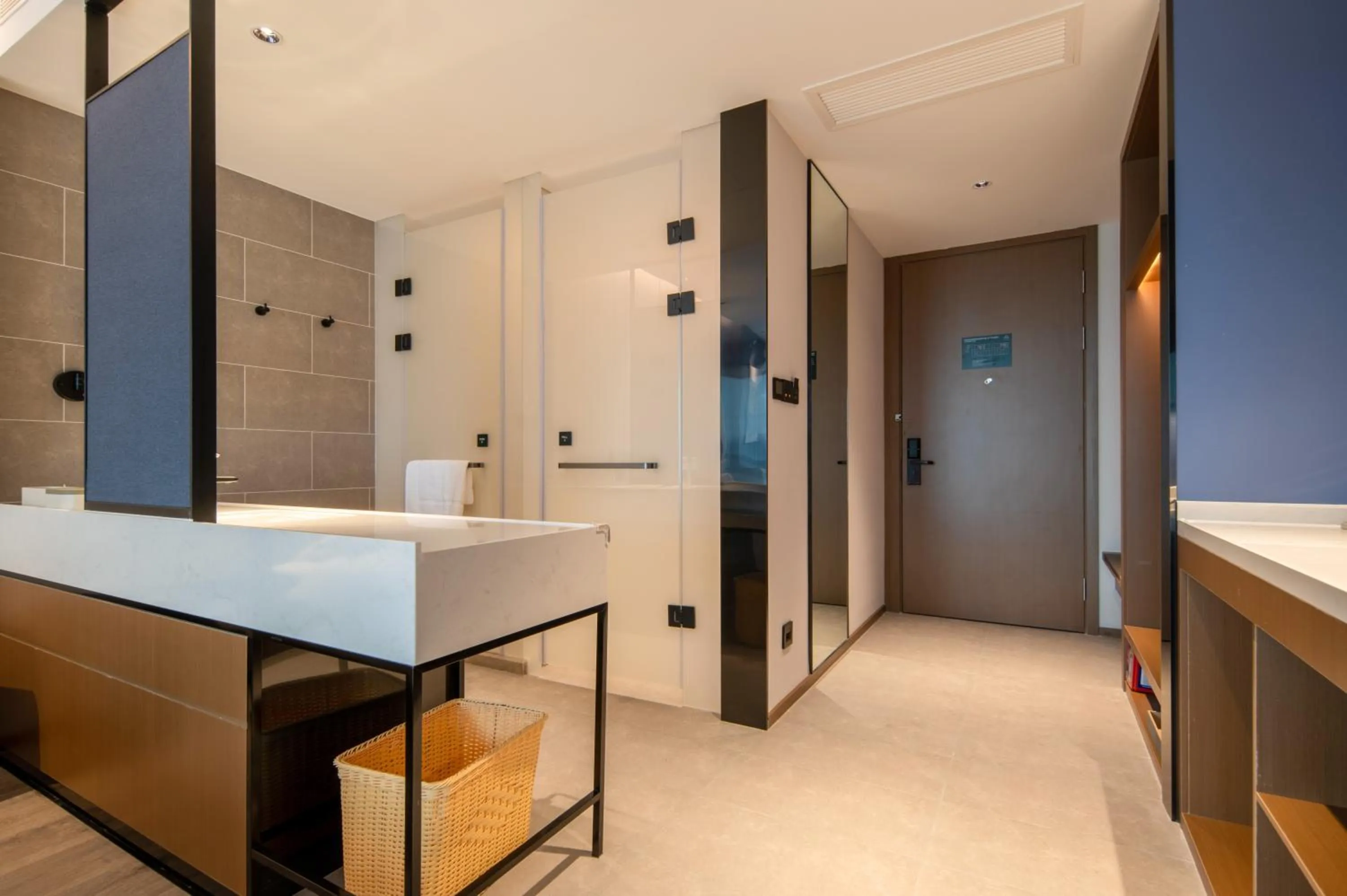 Atour Hotel Hangzhou East Railway Station East Square