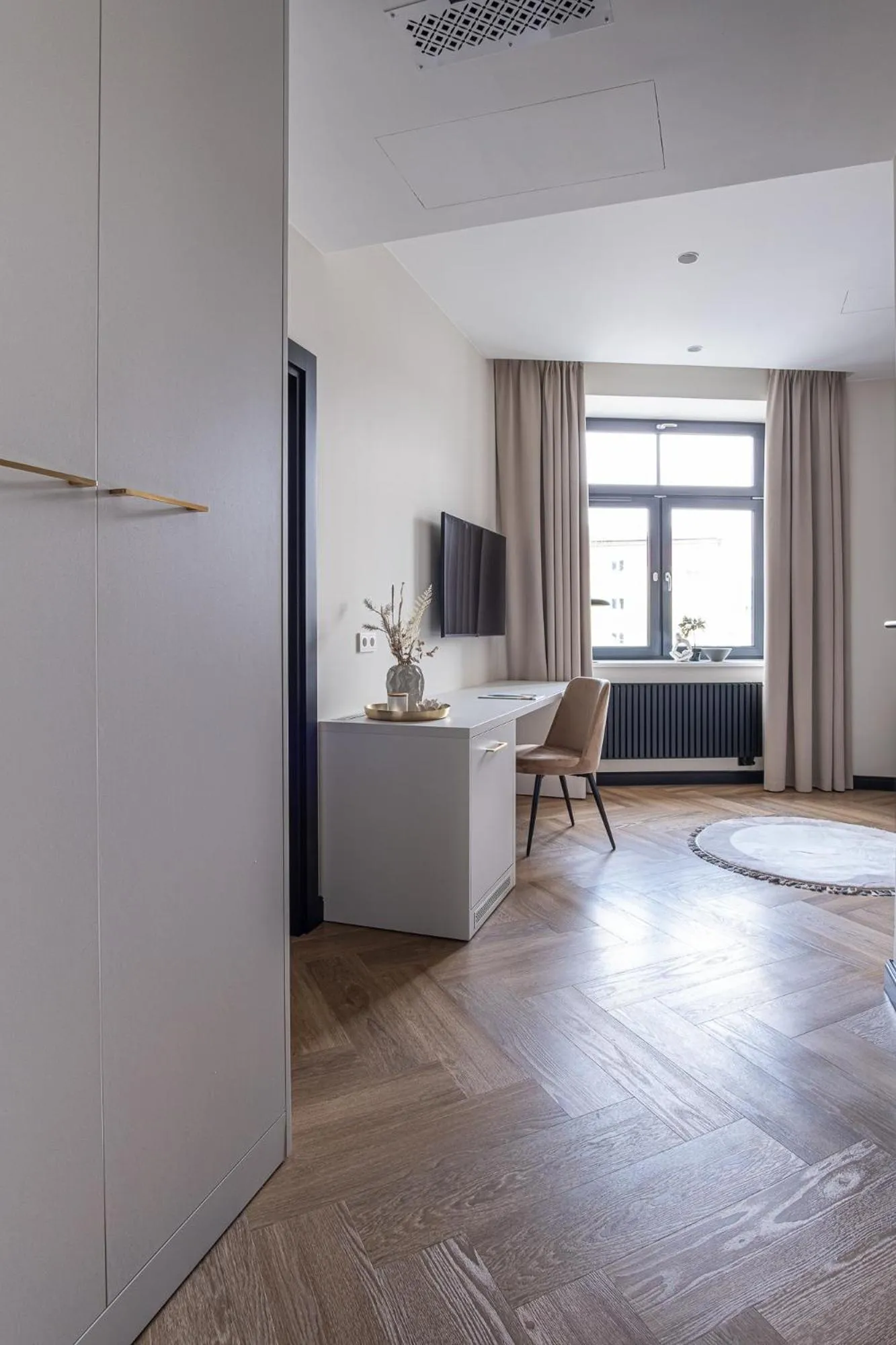 TV and multimedia in Carvala Boutique Apartments