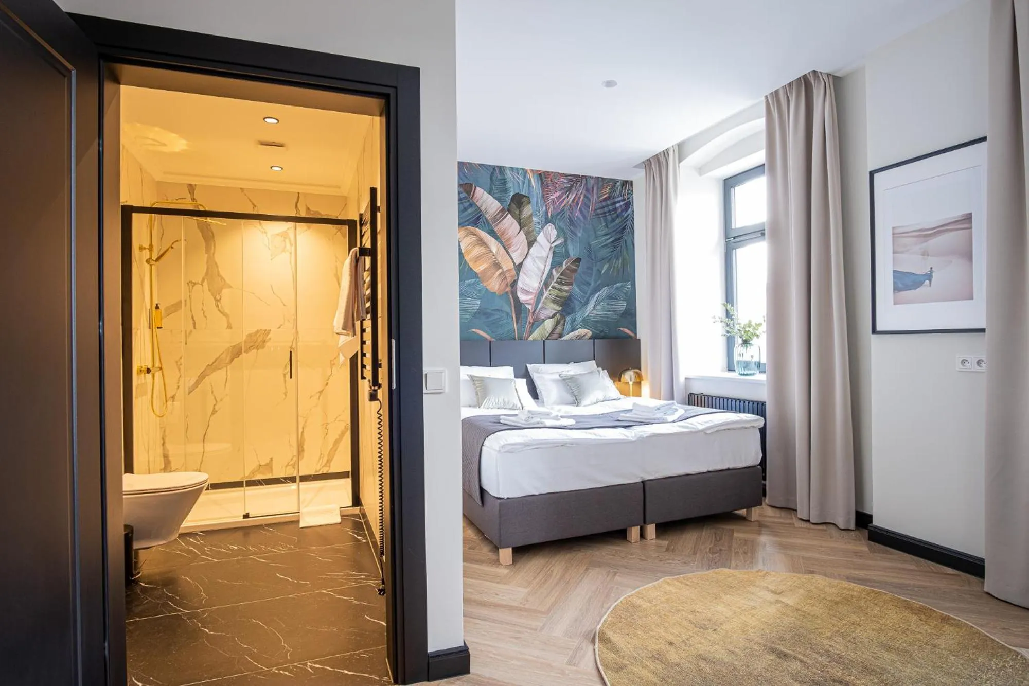 Shower, Bed in Carvala Boutique Apartments