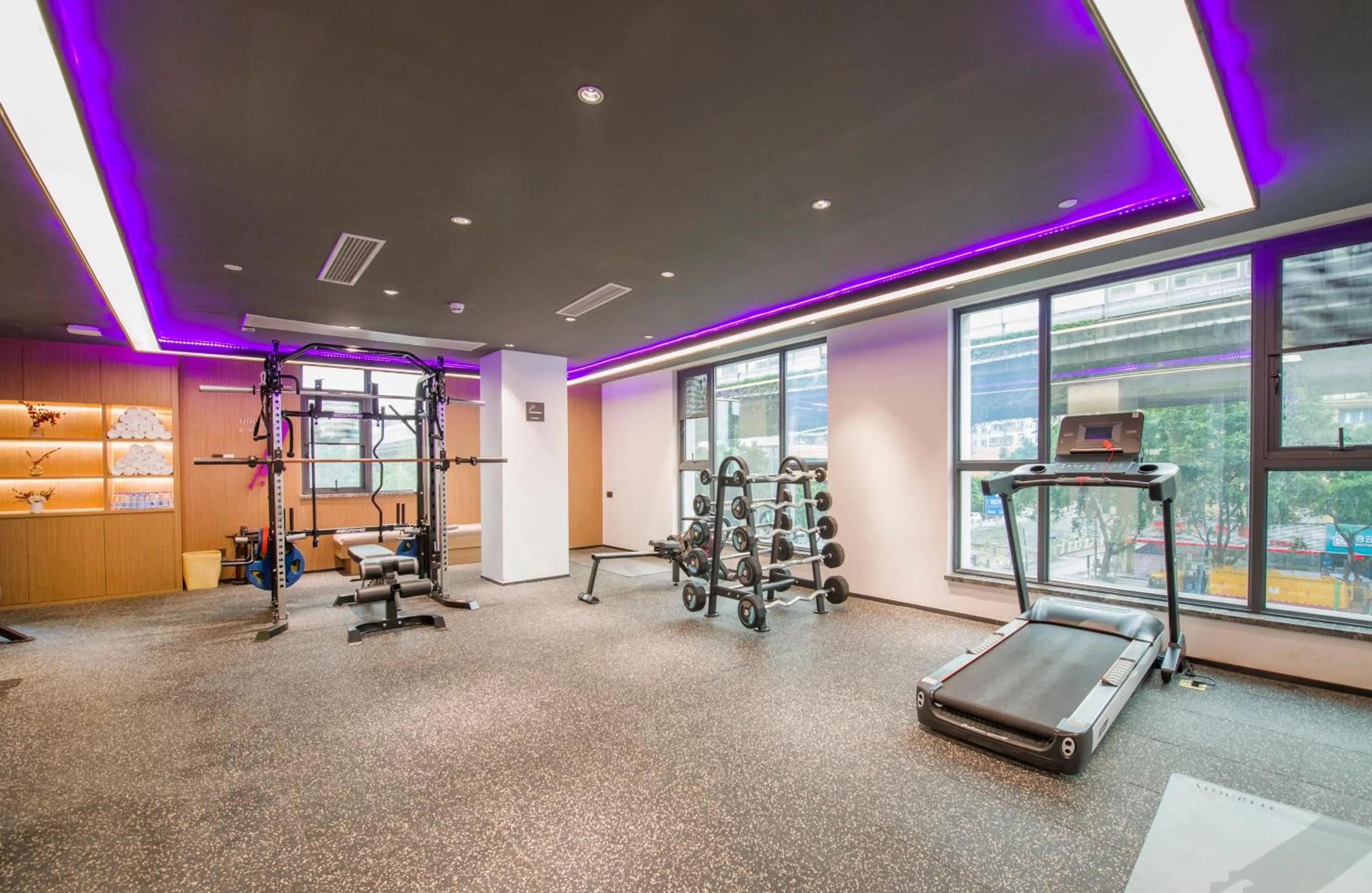 Fitness centre/facilities in Atour Hotel Guangzhou Sanyuanli-Guangzhou Baiyun Railway-Fiee Self-Service Laundry