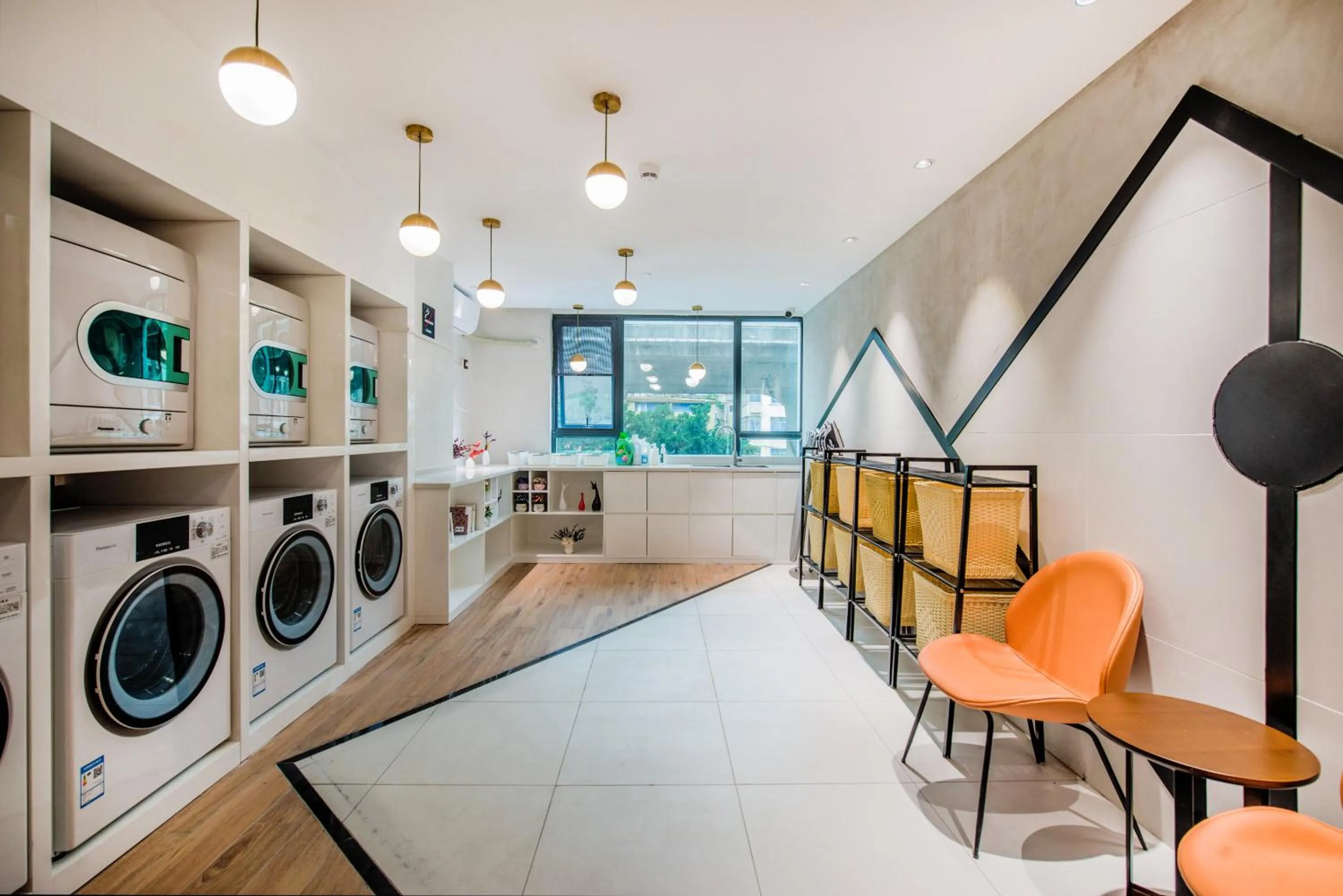 laundry in Atour Hotel Guangzhou Sanyuanli-Guangzhou Baiyun Railway-Fiee Self-Service Laundry