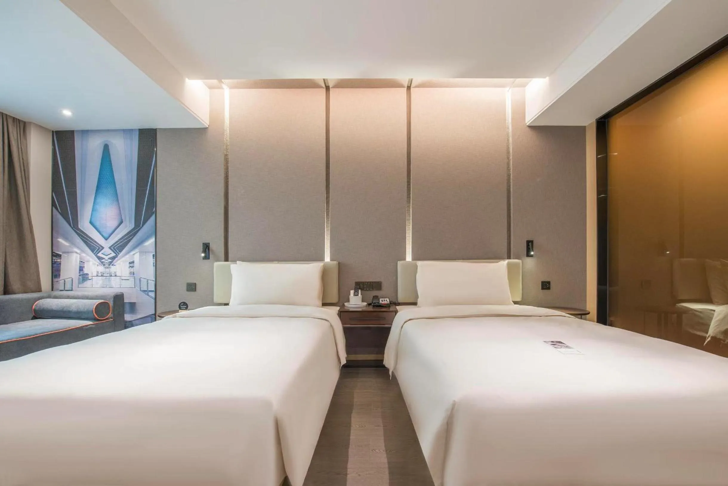 Photo of the whole room, Bed in Atour Hotel Guangzhou Sanyuanli-Guangzhou Baiyun Railway-Fiee Self-Service Laundry