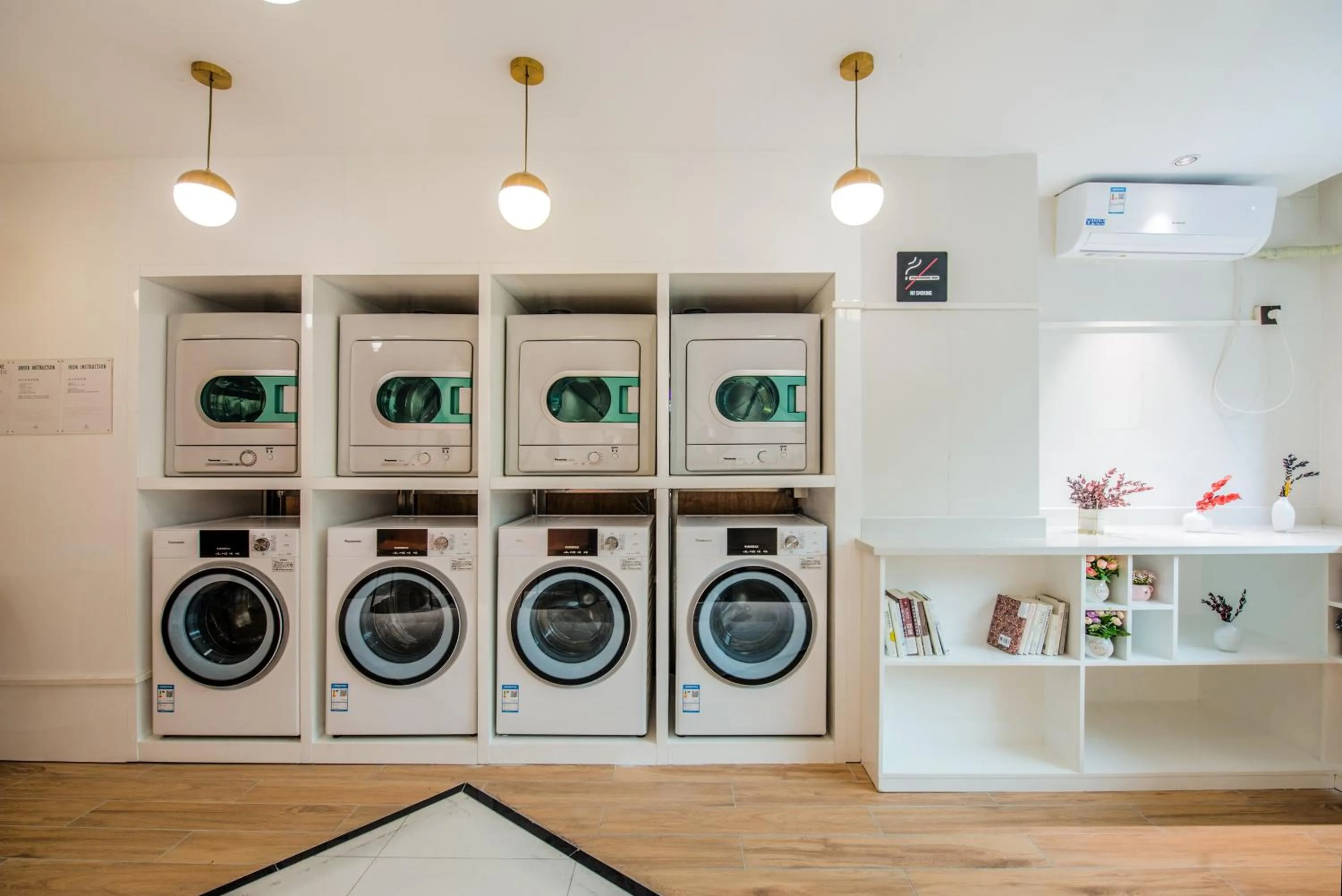 laundry in Atour Hotel Guangzhou Sanyuanli-Guangzhou Baiyun Railway-Fiee Self-Service Laundry