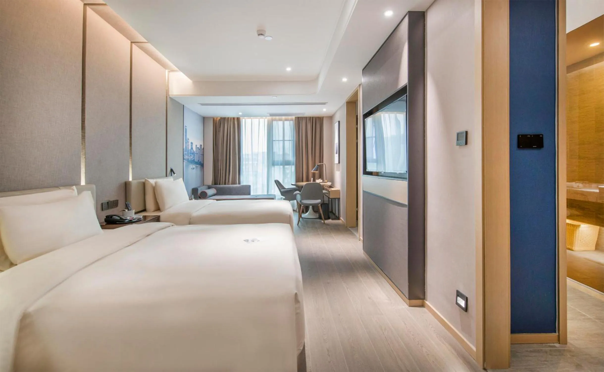 Bed in Atour Hotel Guangzhou Sanyuanli-Guangzhou Baiyun Railway-Fiee Self-Service Laundry