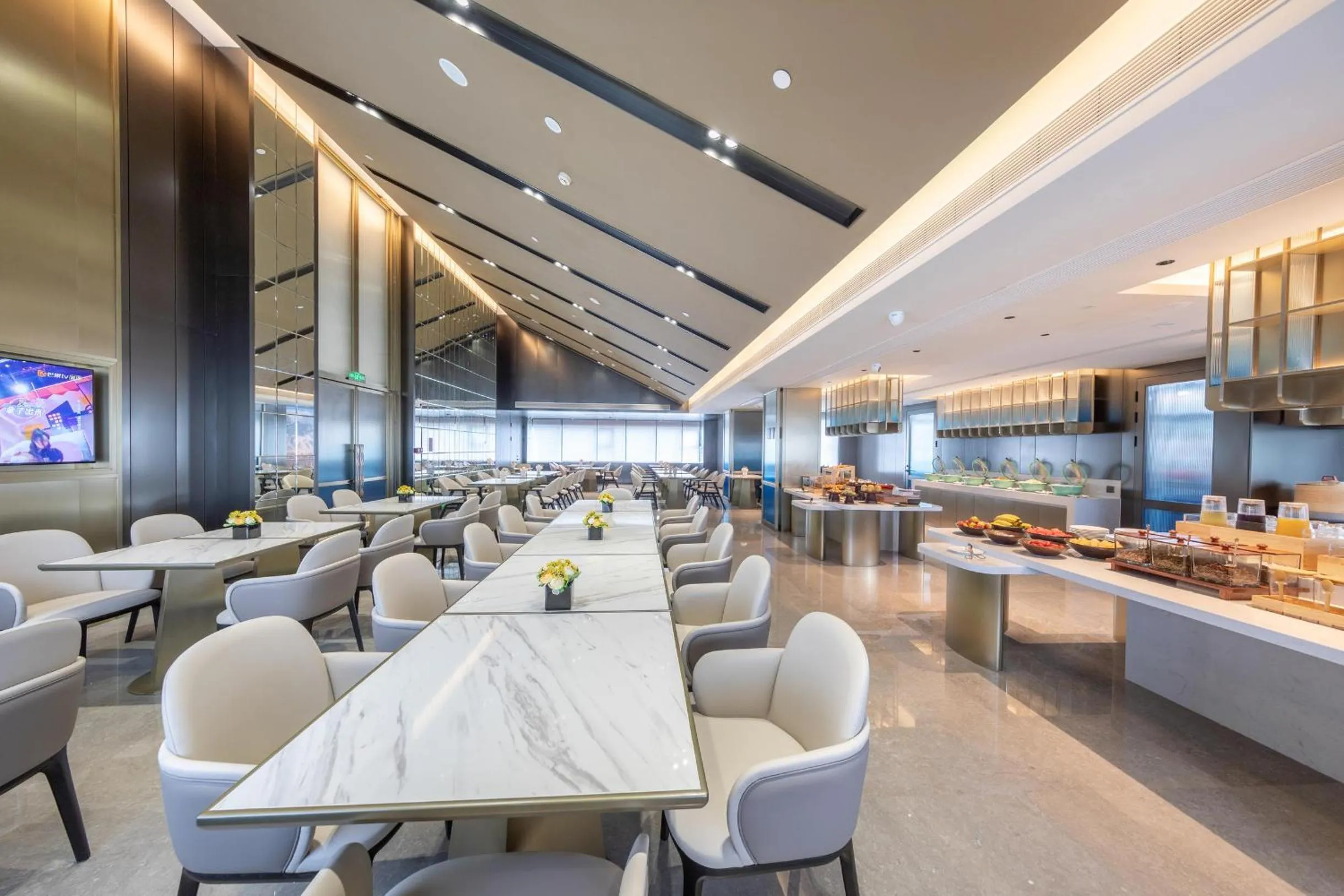 Restaurant/places to eat in Atour Hotel Guangzhou Zhujiang New Town Taikoo Hui