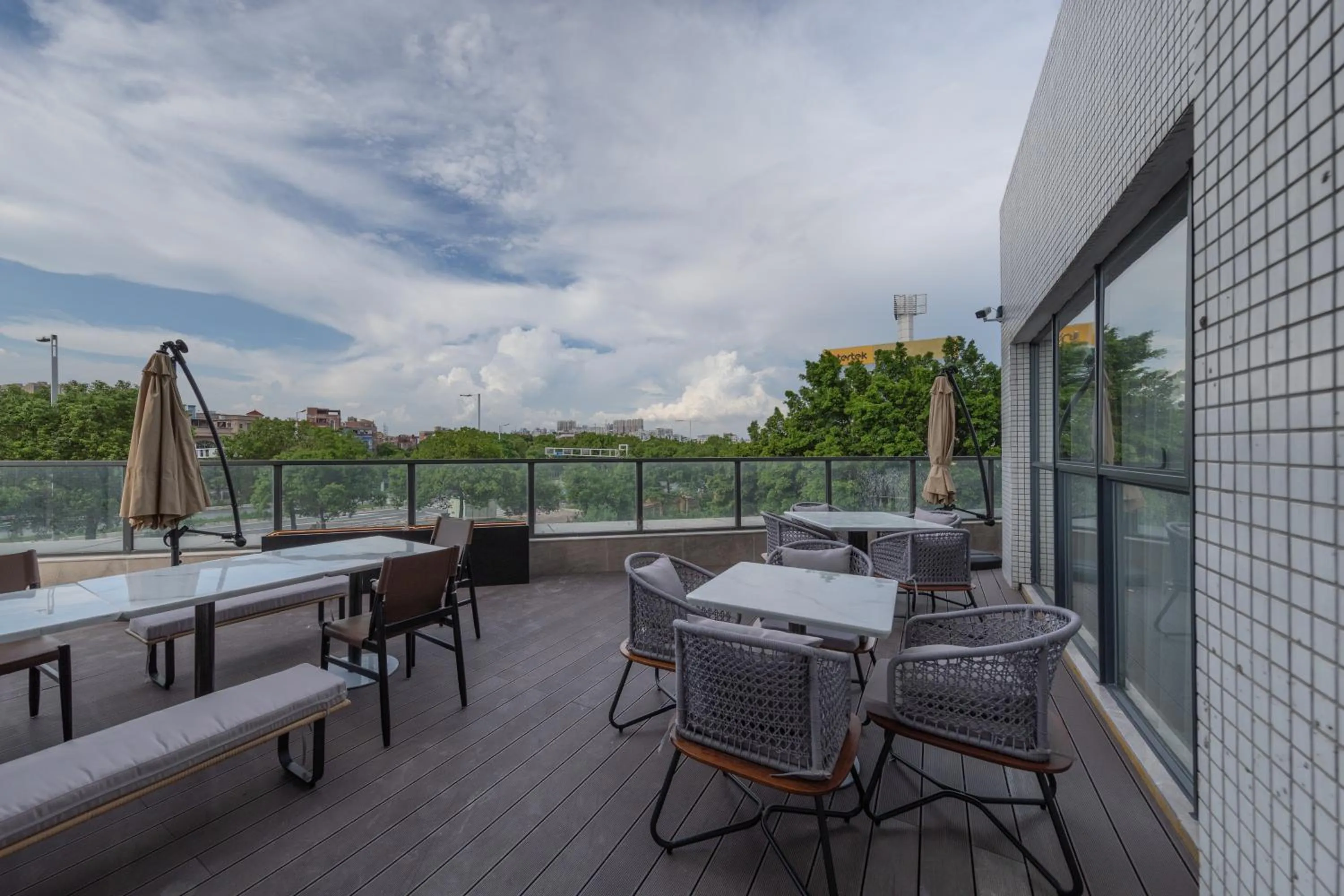 Balcony/Terrace in Atour Hotel Guangzhou Zhongcun Hanxi Changlong Metro Station