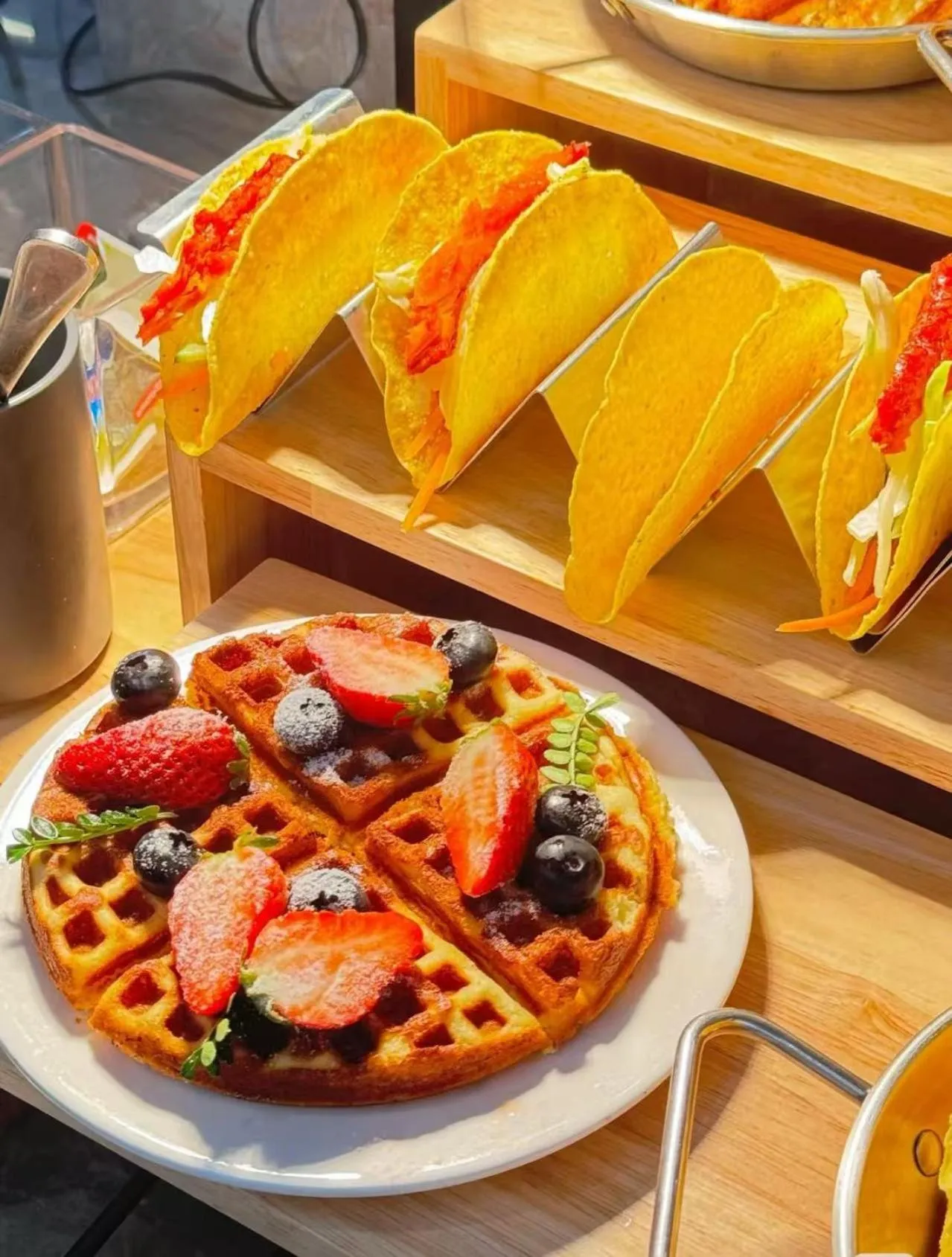 Restaurant/places to eat in Atour Light Hotel Guangzhou Pazhou Exhibition Canton Tower Subway Station