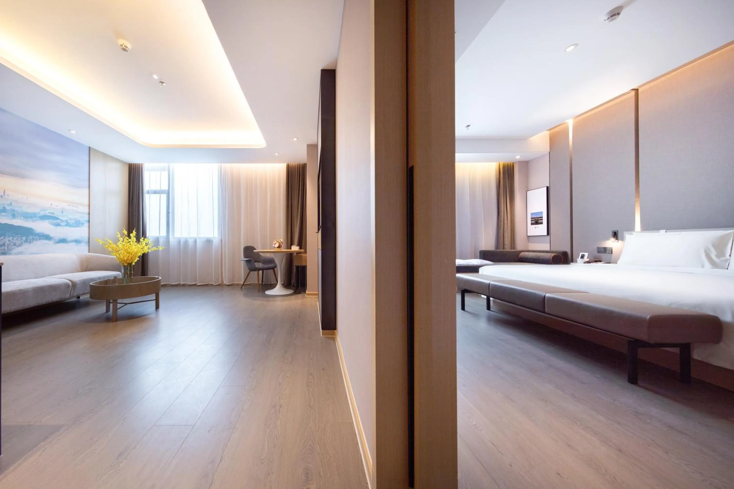 Photo of the whole room, Bed in Atour Hotel Shenzhen Guangming New City