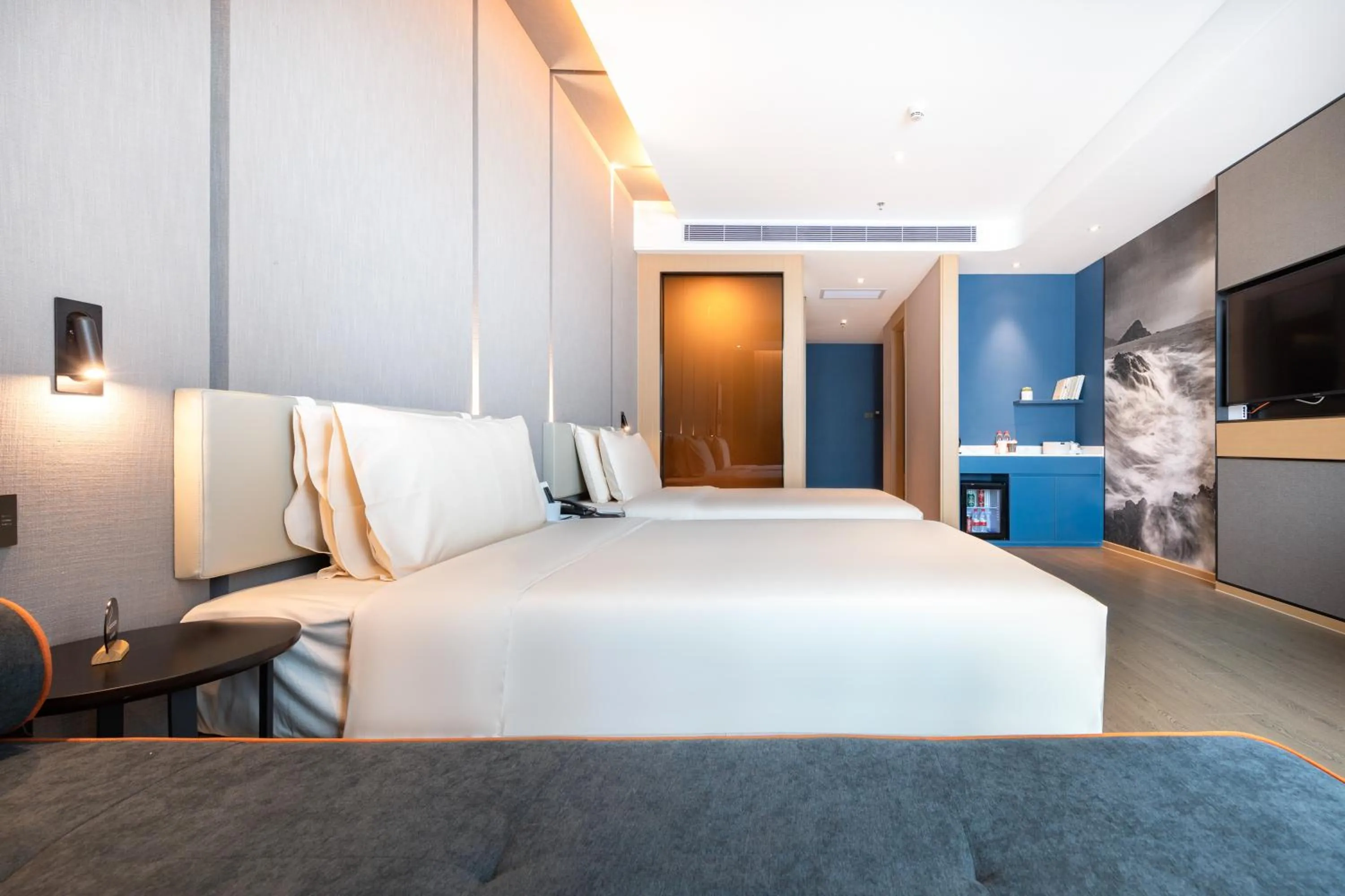 Bed in Atour Hotel Shenzhen Guangming New City