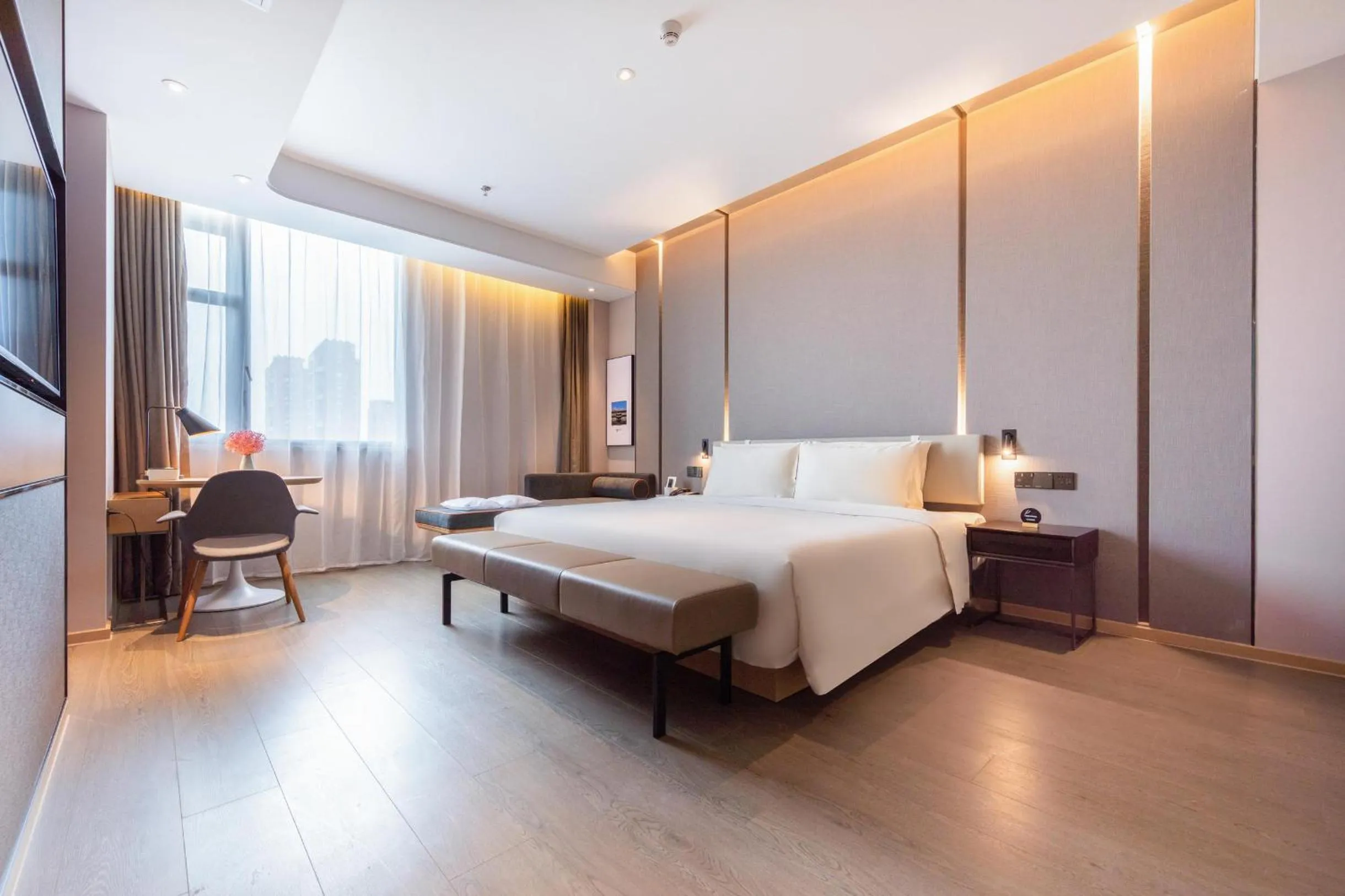 Bed in Atour Hotel Shenzhen Guangming New City