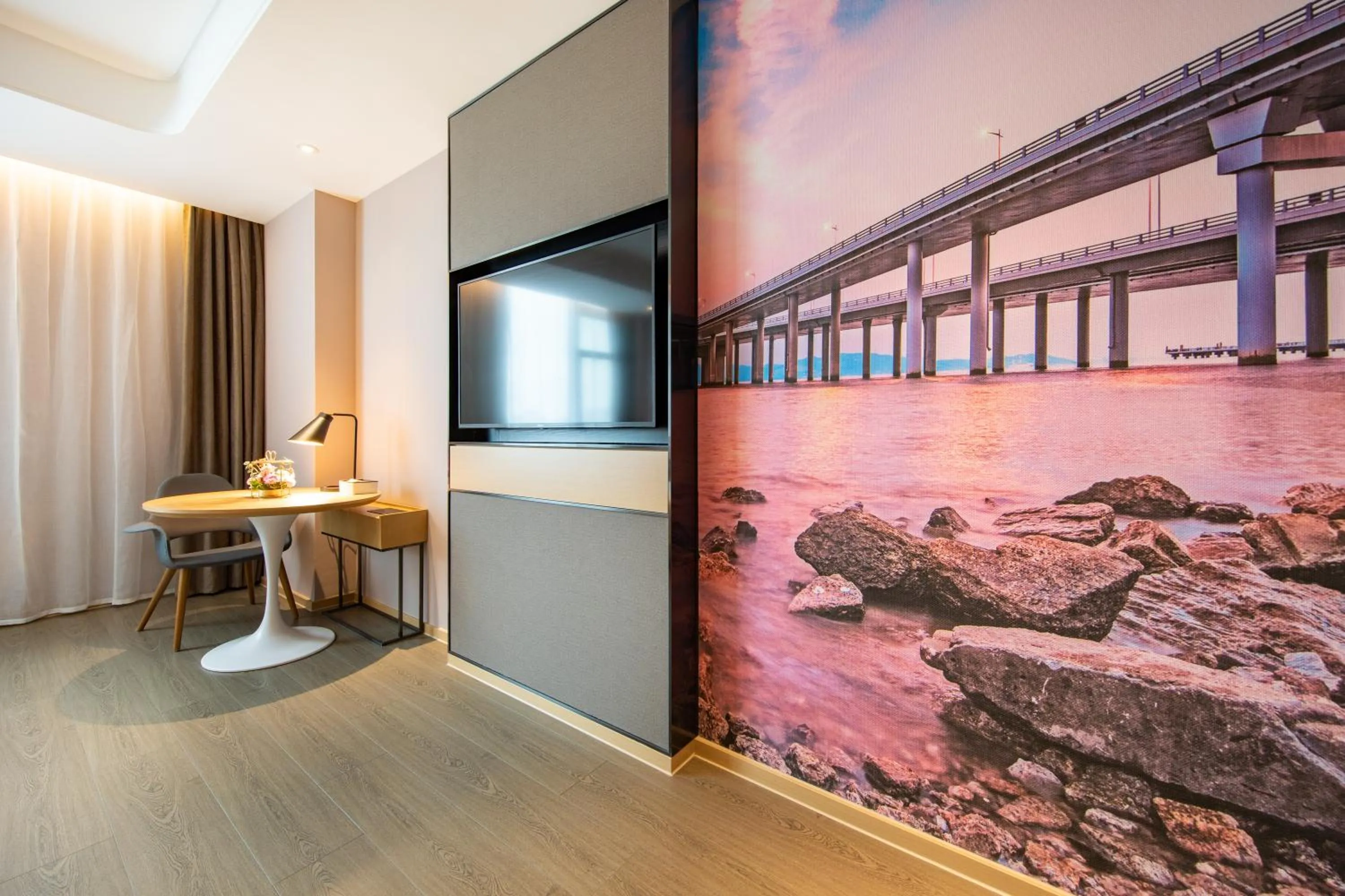 TV and multimedia in Atour Hotel Shenzhen Guangming New City