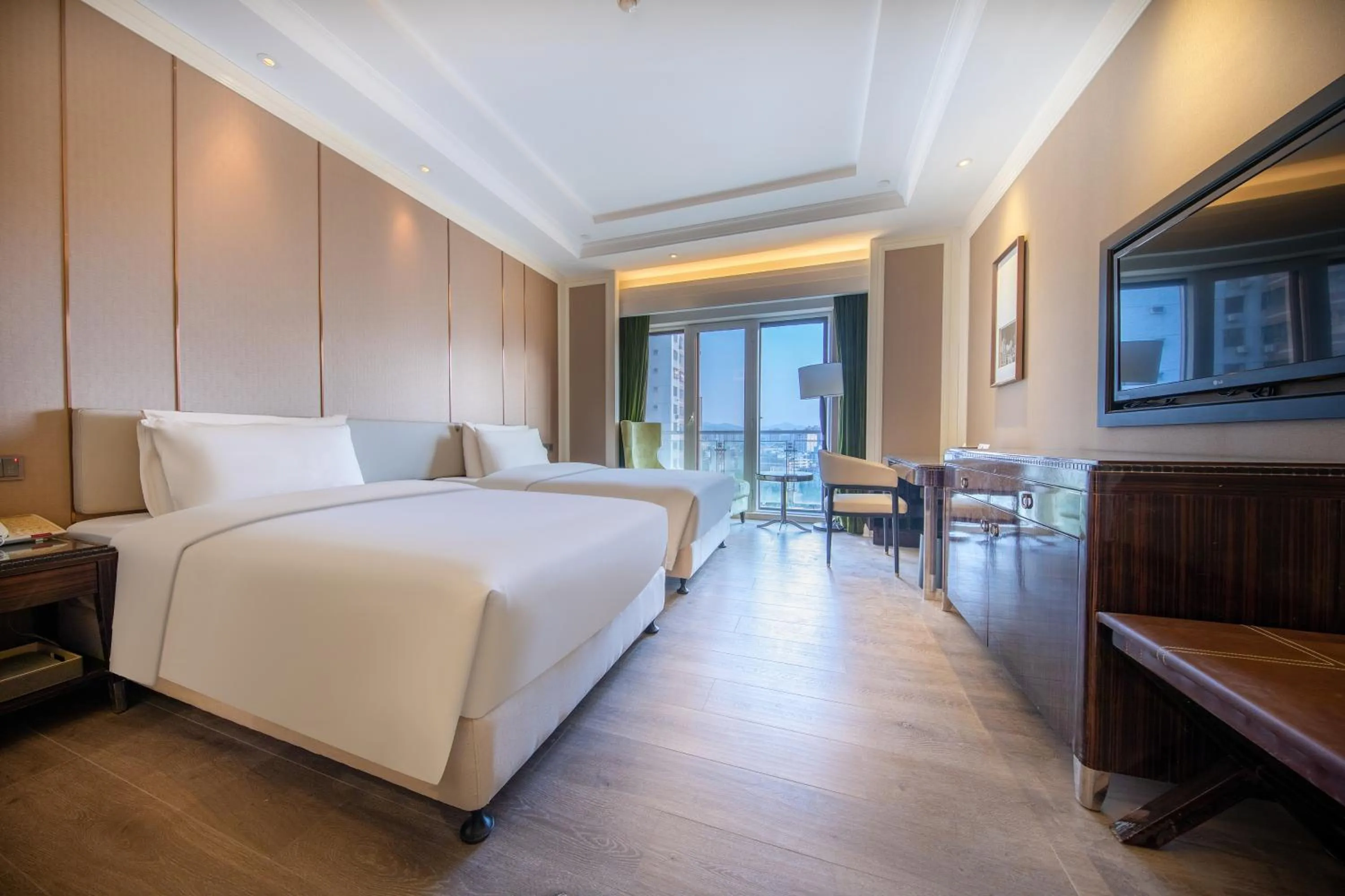 Bed in Atour X Hotel Huizhou Huiyang Municipal Plaza