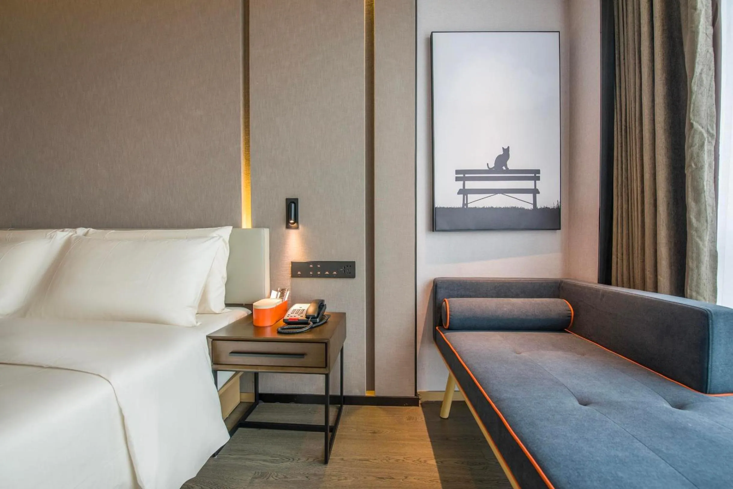 Atour Hotel Dongguan Humen Avenue