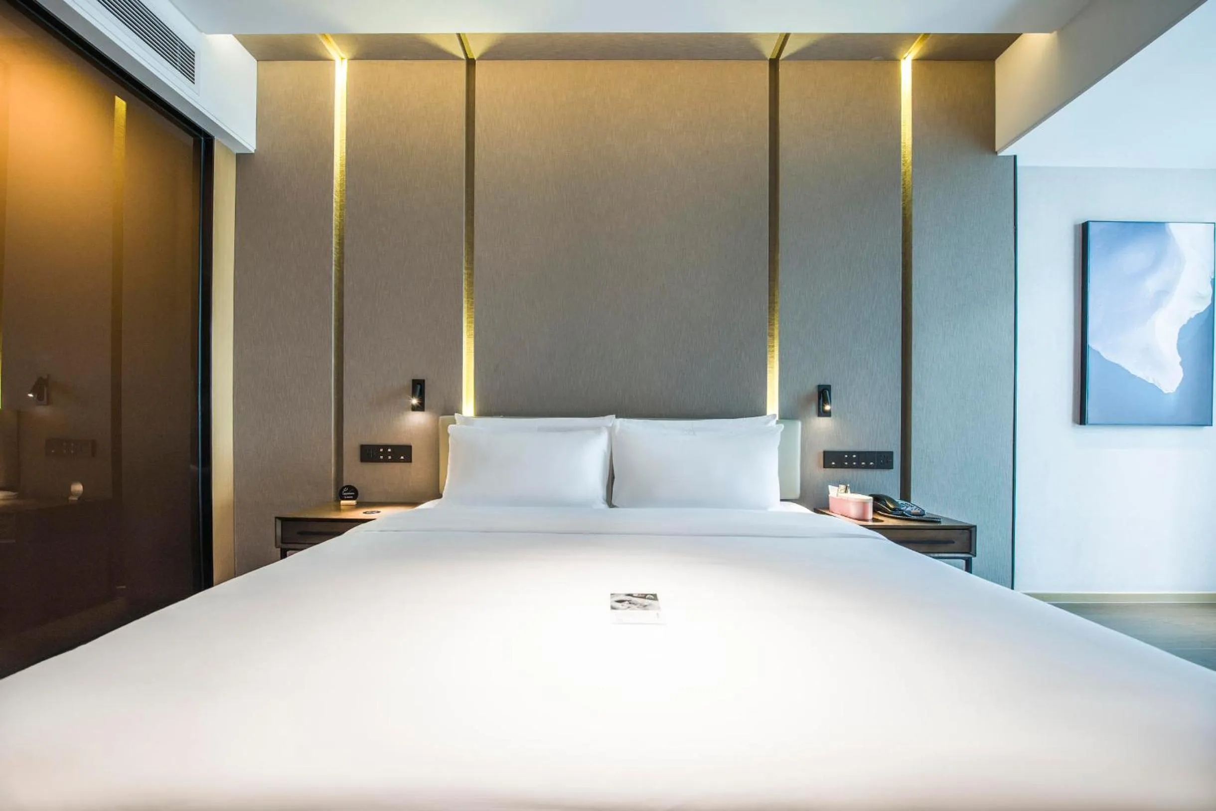 Bed in Atour Hotel Dongguan Humen Avenue