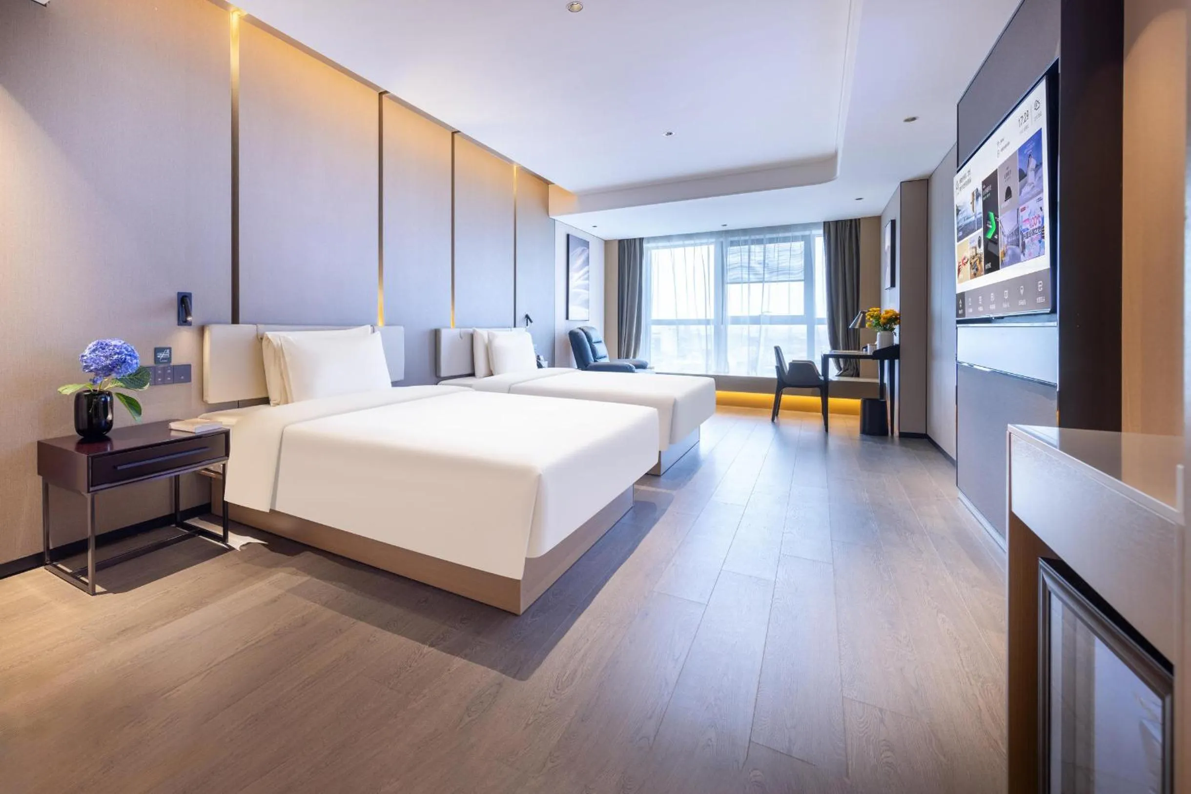 Bed in Atour Hotel Zhongshan Nantou Haiya Colorful City