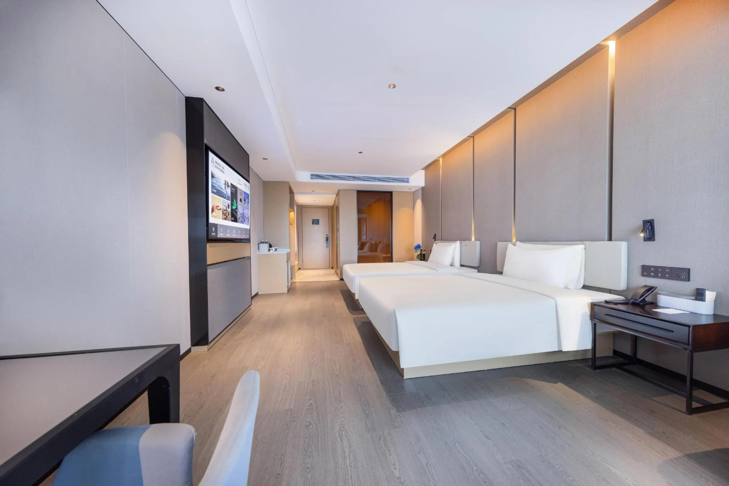 Bed in Atour Hotel Zhongshan Nantou Haiya Colorful City