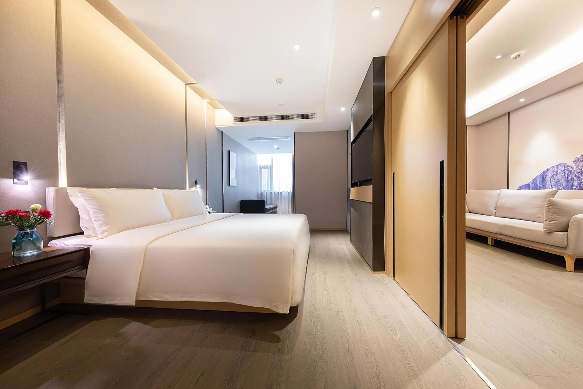 Bed in Atour Hotel Chengdu Chunxi Road Tianfu Square Subway Station