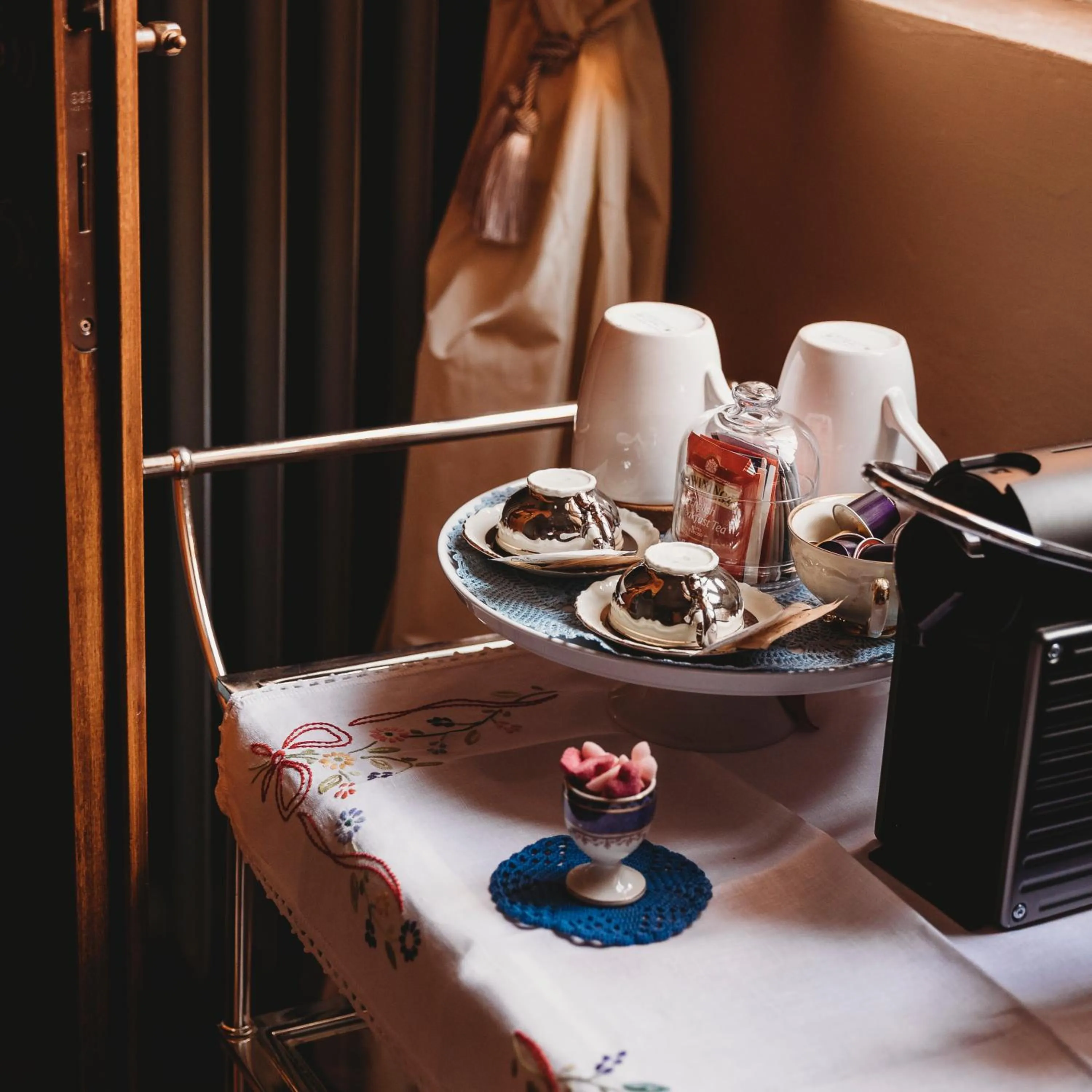Coffee/tea facilities in Salotto delle Arti