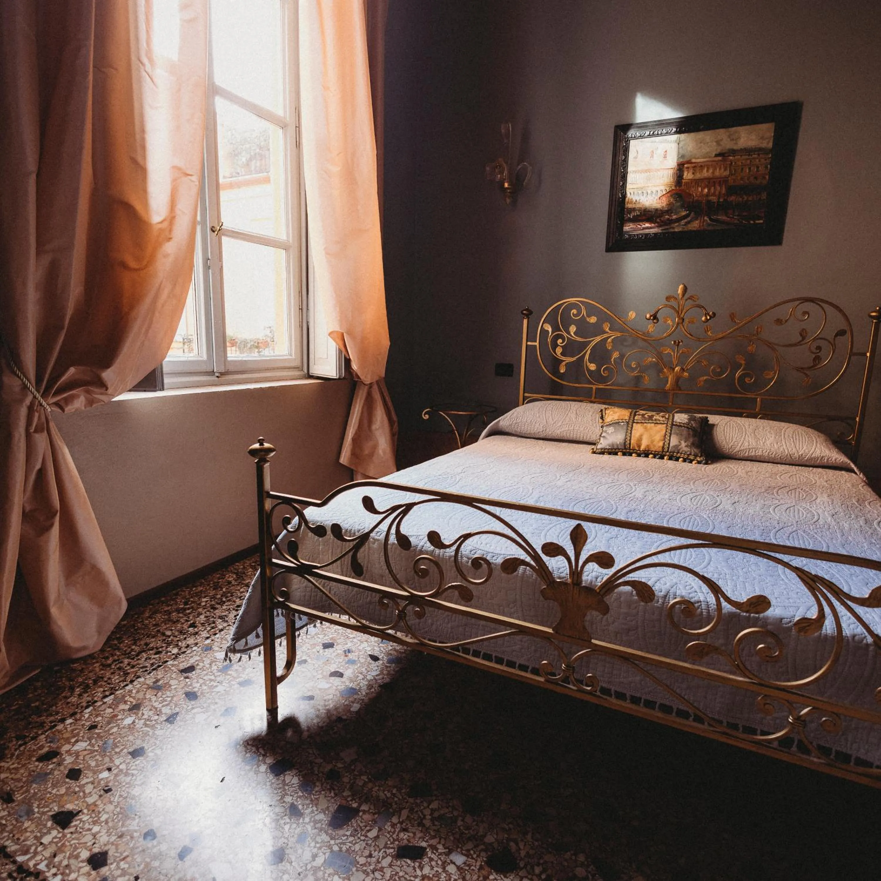 Bed in Salotto delle Arti