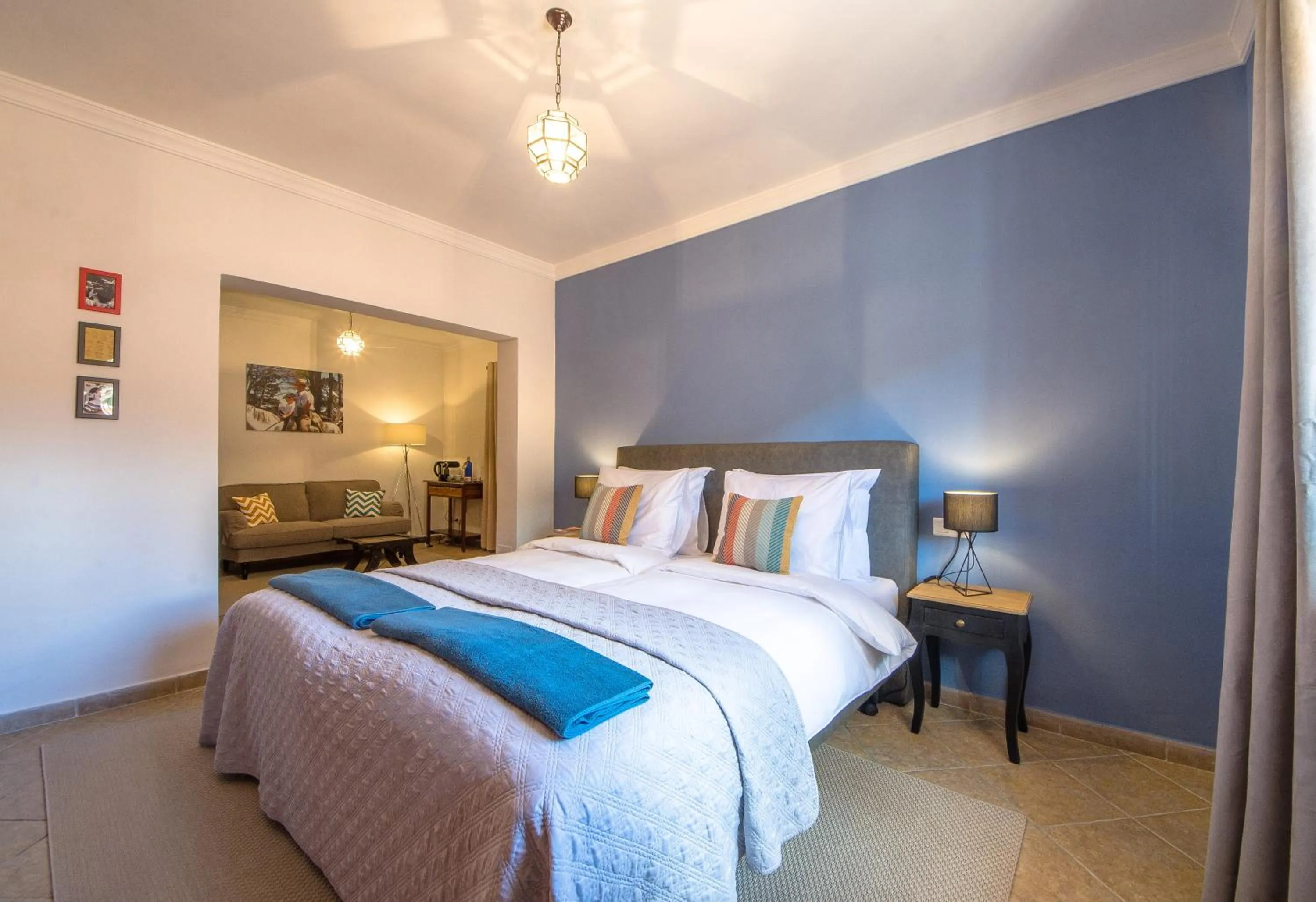 Coffee/tea facilities, Bed in Villa Conmigo Bed & Breakfast