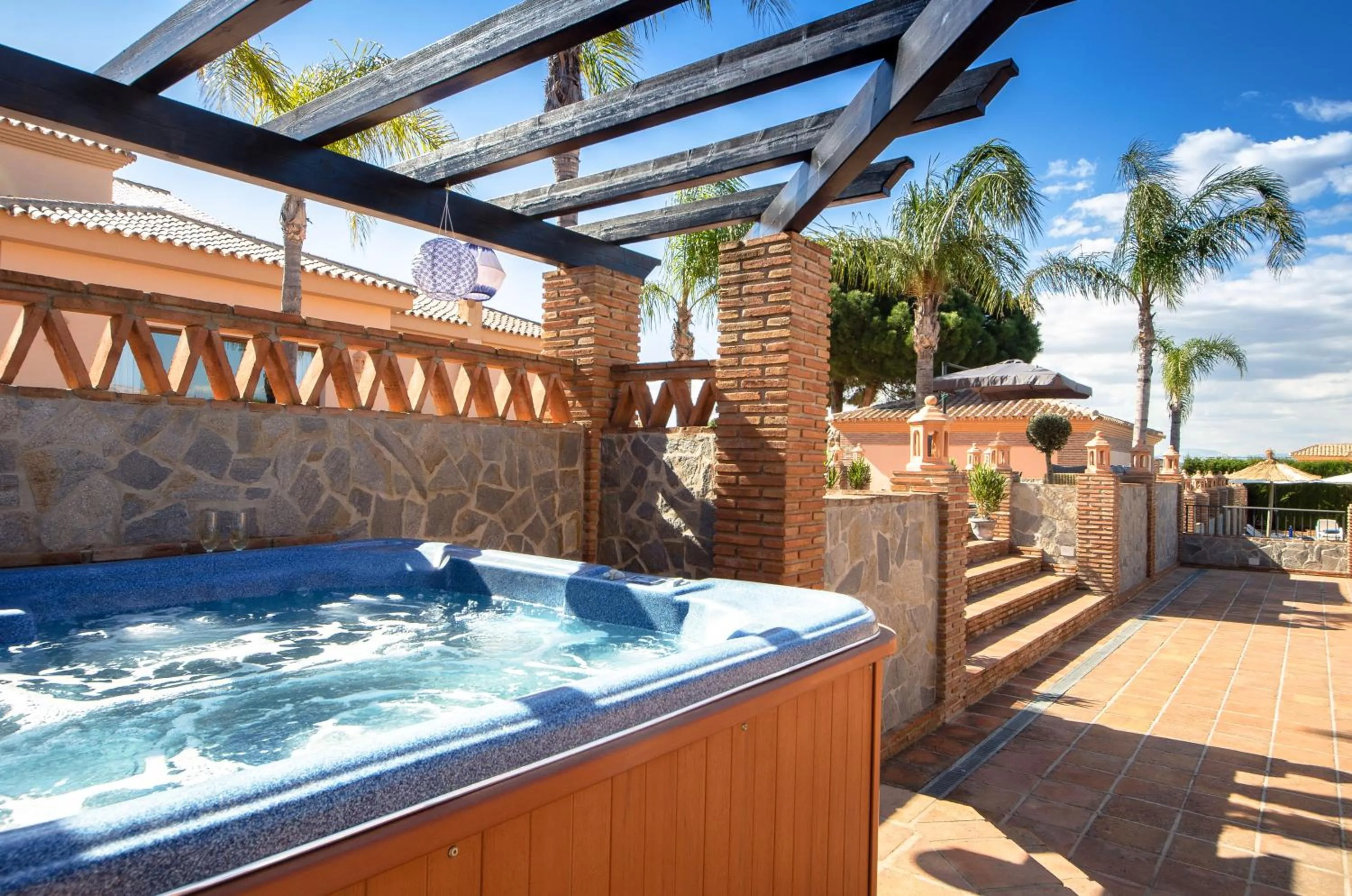 Hot Tub in Villa Conmigo Bed & Breakfast