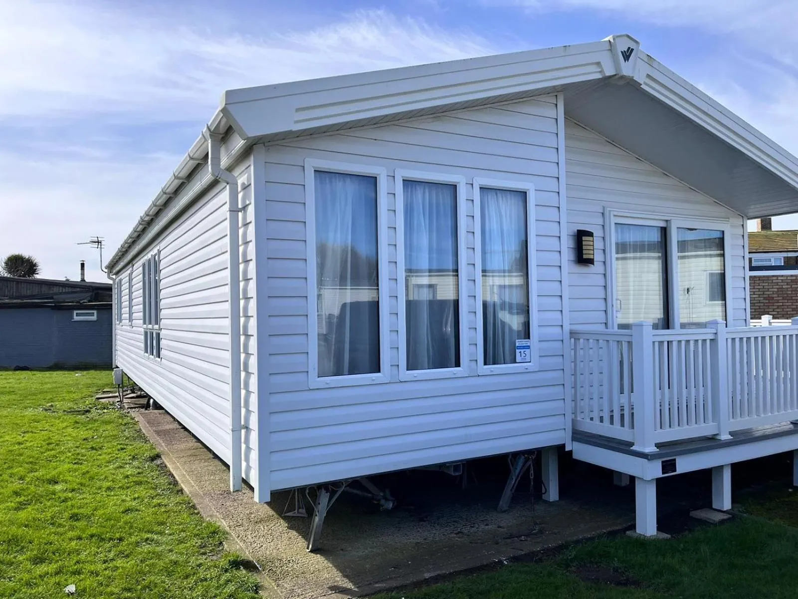 Property building in Beach Lodge - 5 minute walk to the sandy beach