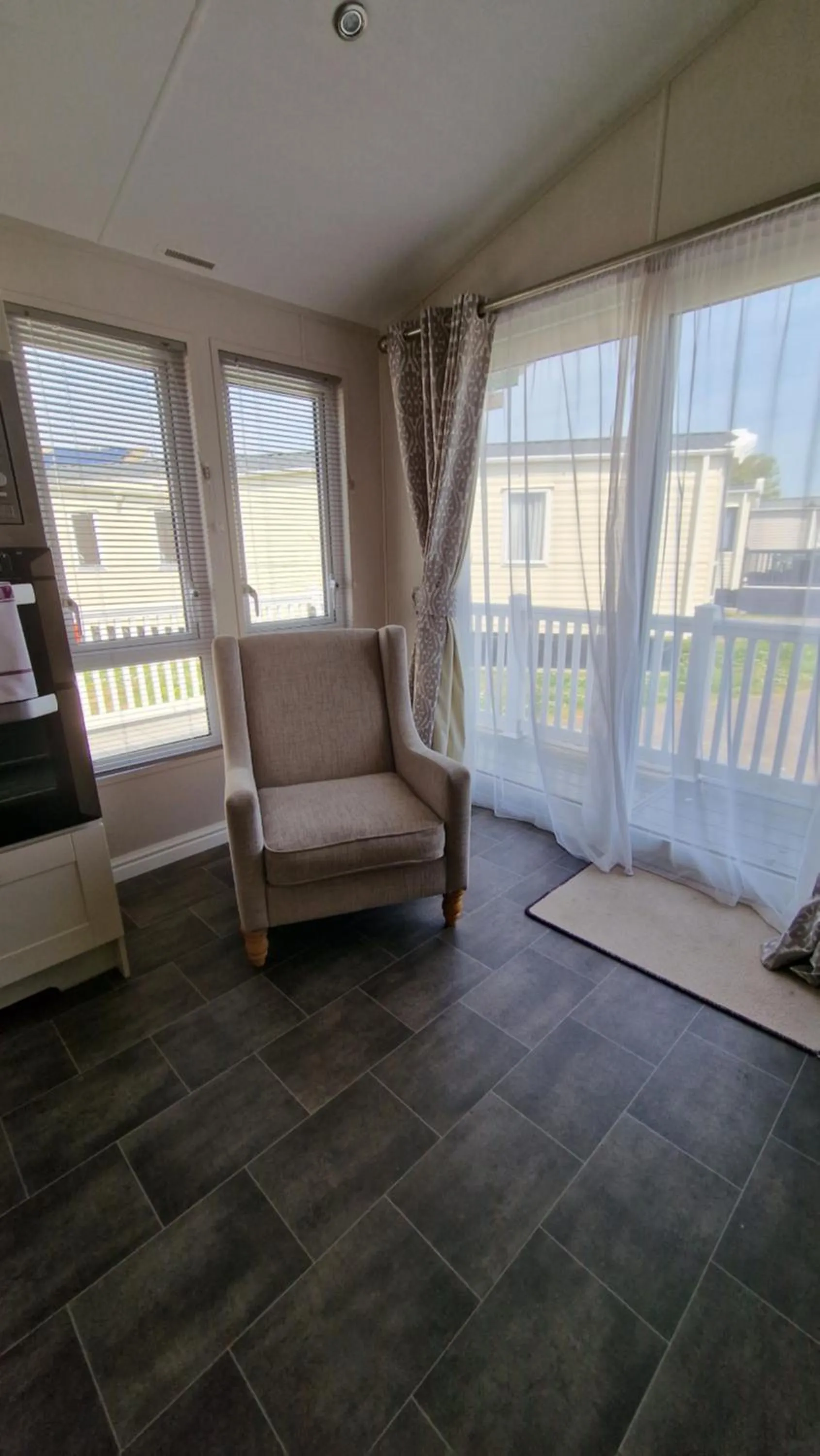 Seating area in Beach Lodge - 5 minute walk to the sandy beach