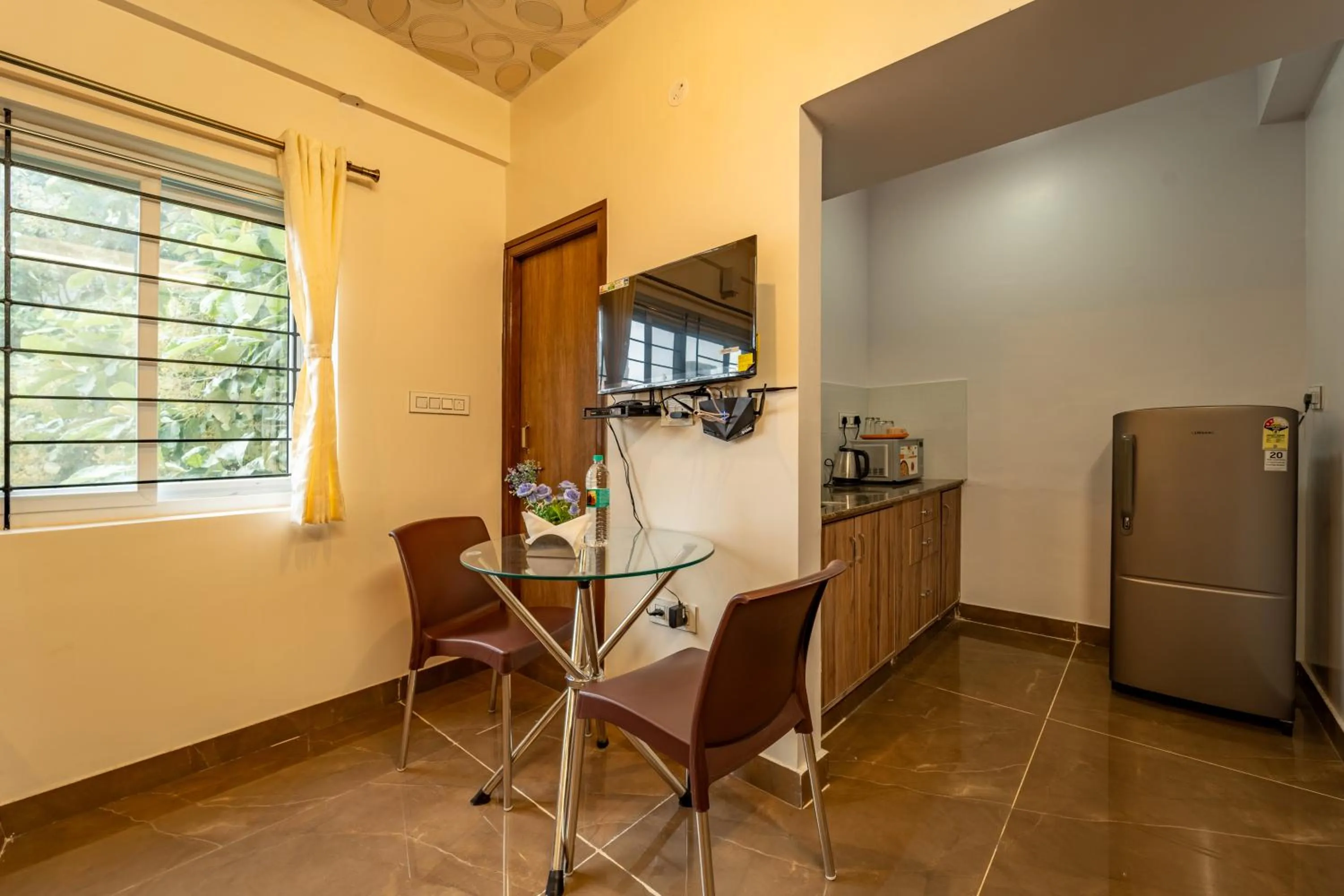 Coffee/tea facilities in The Suites
