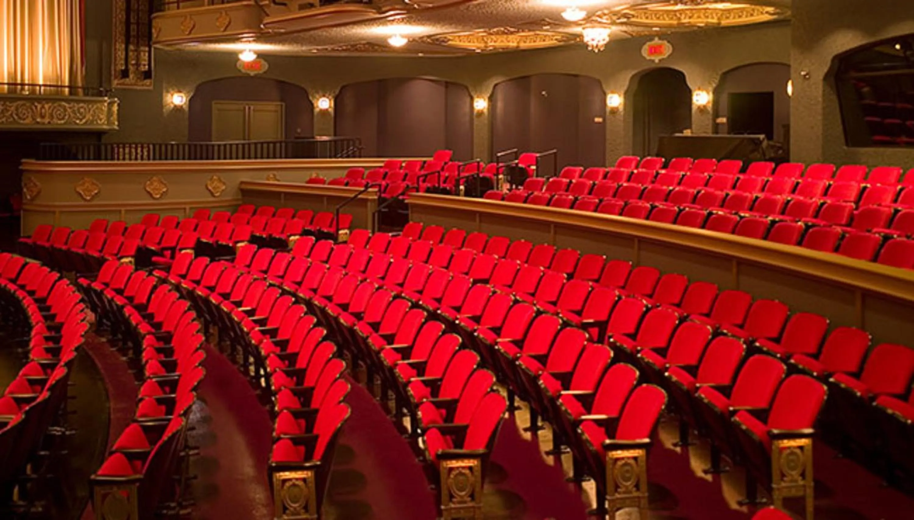 Area and facilities in Holiday Inn Express and Suites Madison Central by IHG