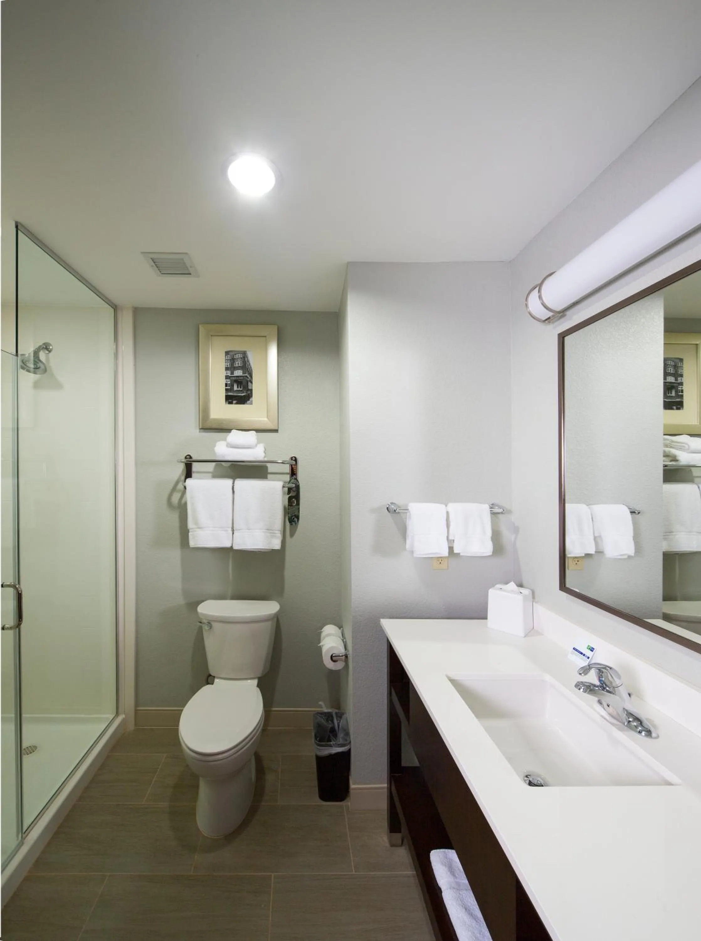 Photo of the whole room in Holiday Inn Express & Suites Oklahoma City Downtown - Bricktown by IHG