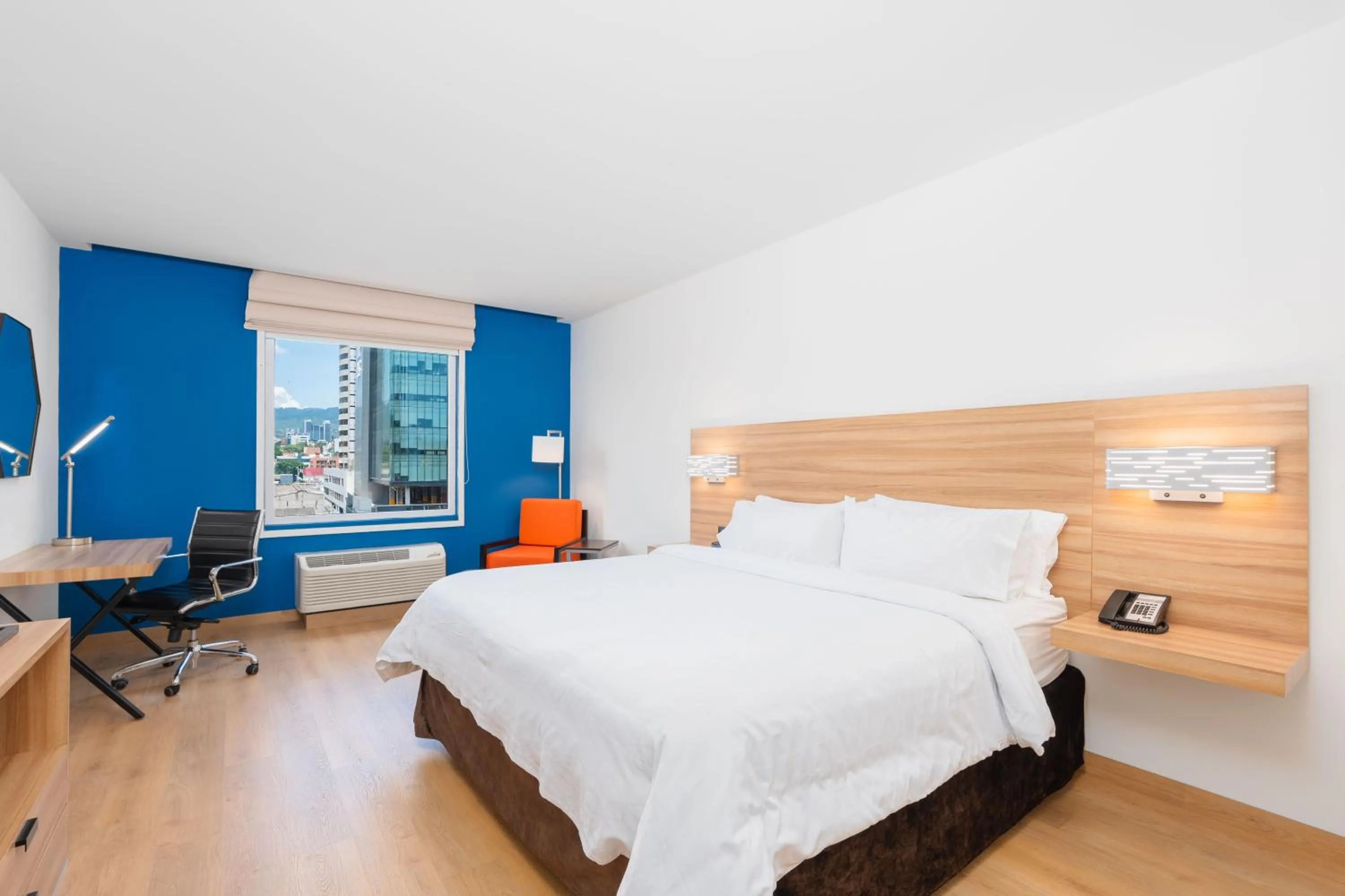 Bedroom, Bed in Holiday Inn Express Tegucigalpa by IHG