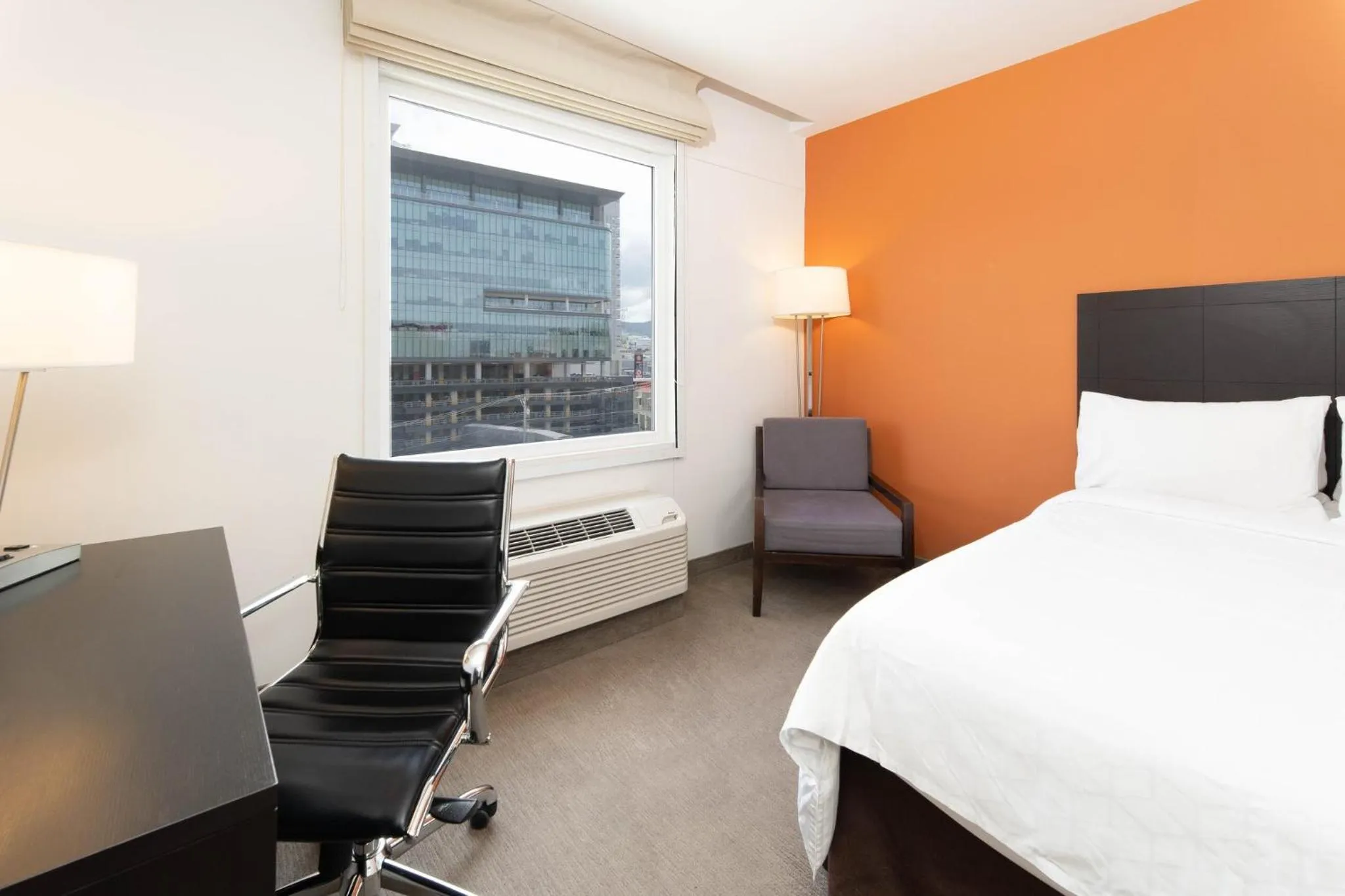 Photo of the whole room, Bed in Holiday Inn Express Tegucigalpa by IHG