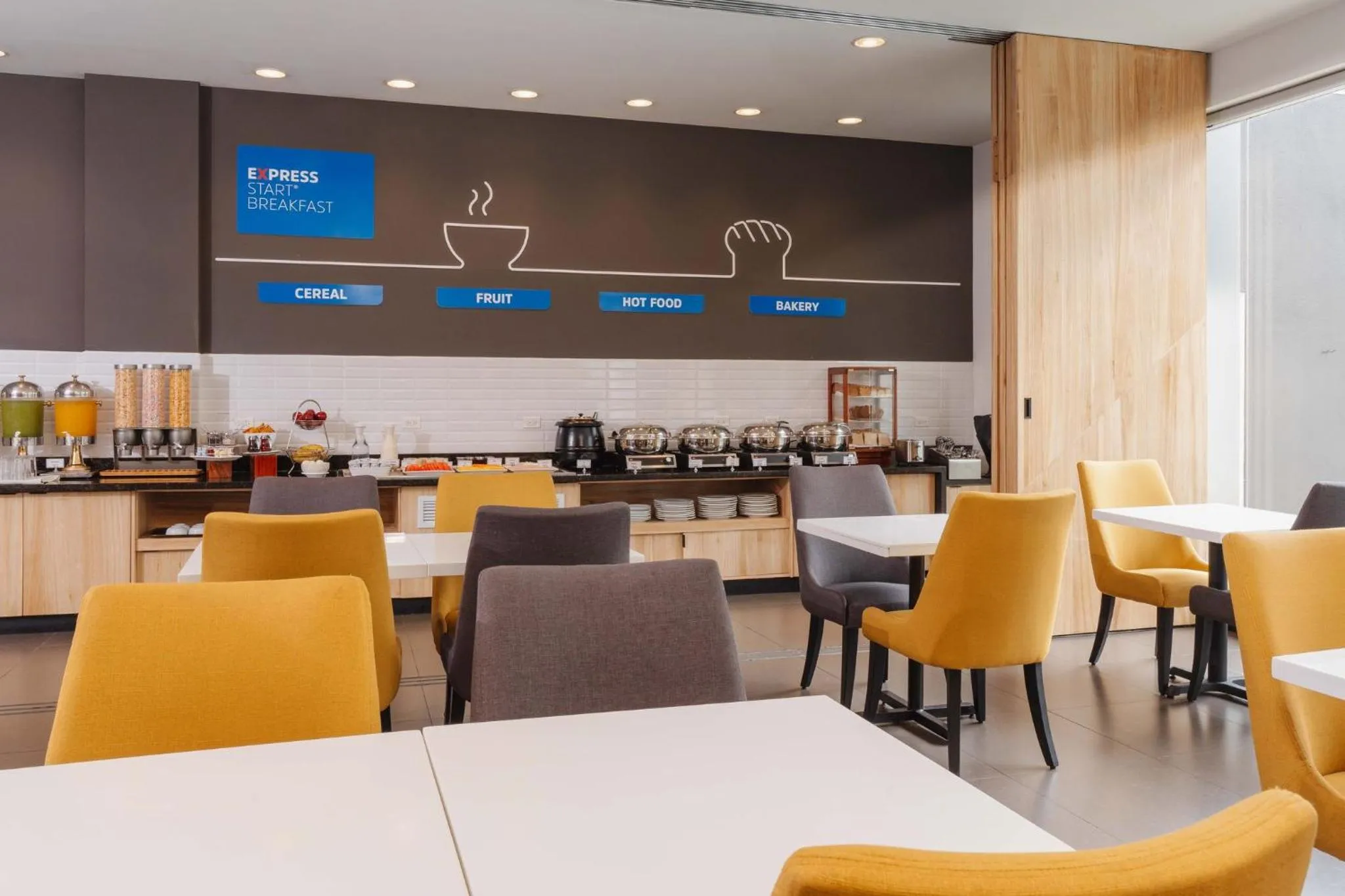 Breakfast in Holiday Inn Express Tegucigalpa by IHG