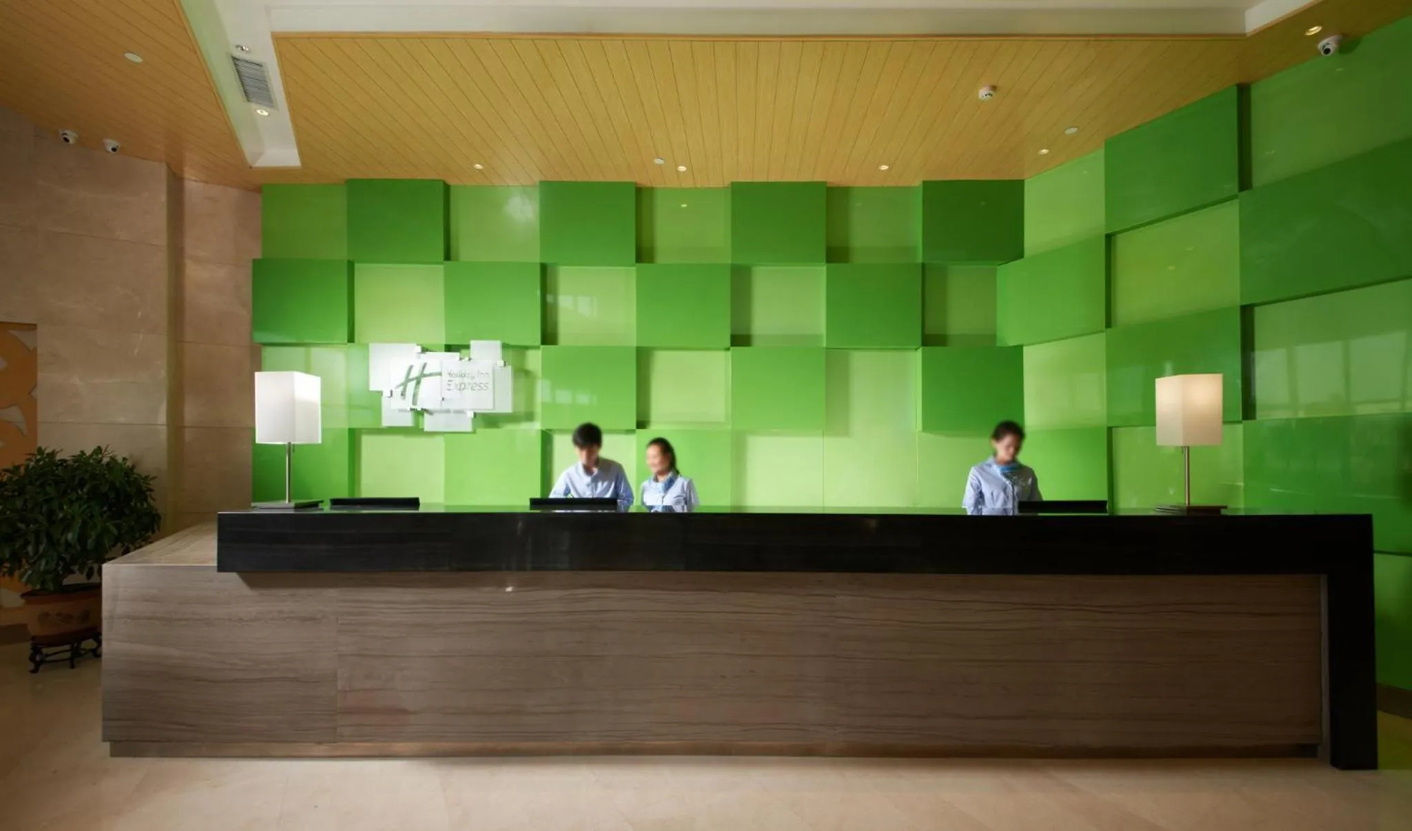 Property building in Holiday Inn Express Zhengzhou Airport by IHG