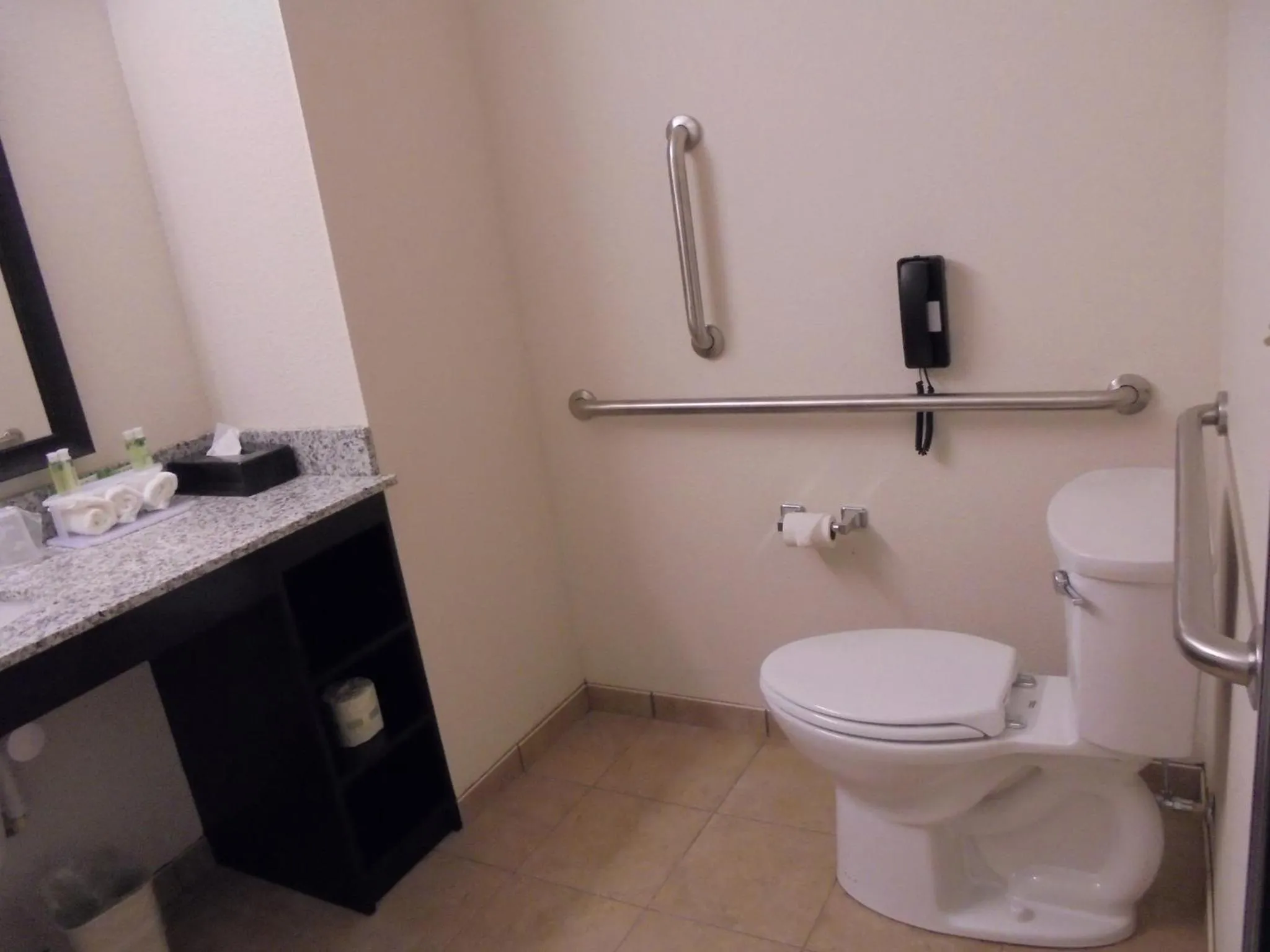 Photo of the whole room in Holiday Inn Express & Suites Nevada by IHG