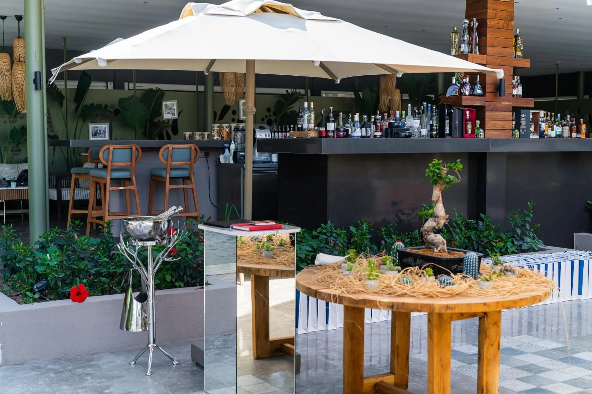 Restaurant/places to eat in La Blanche Island Bodrum