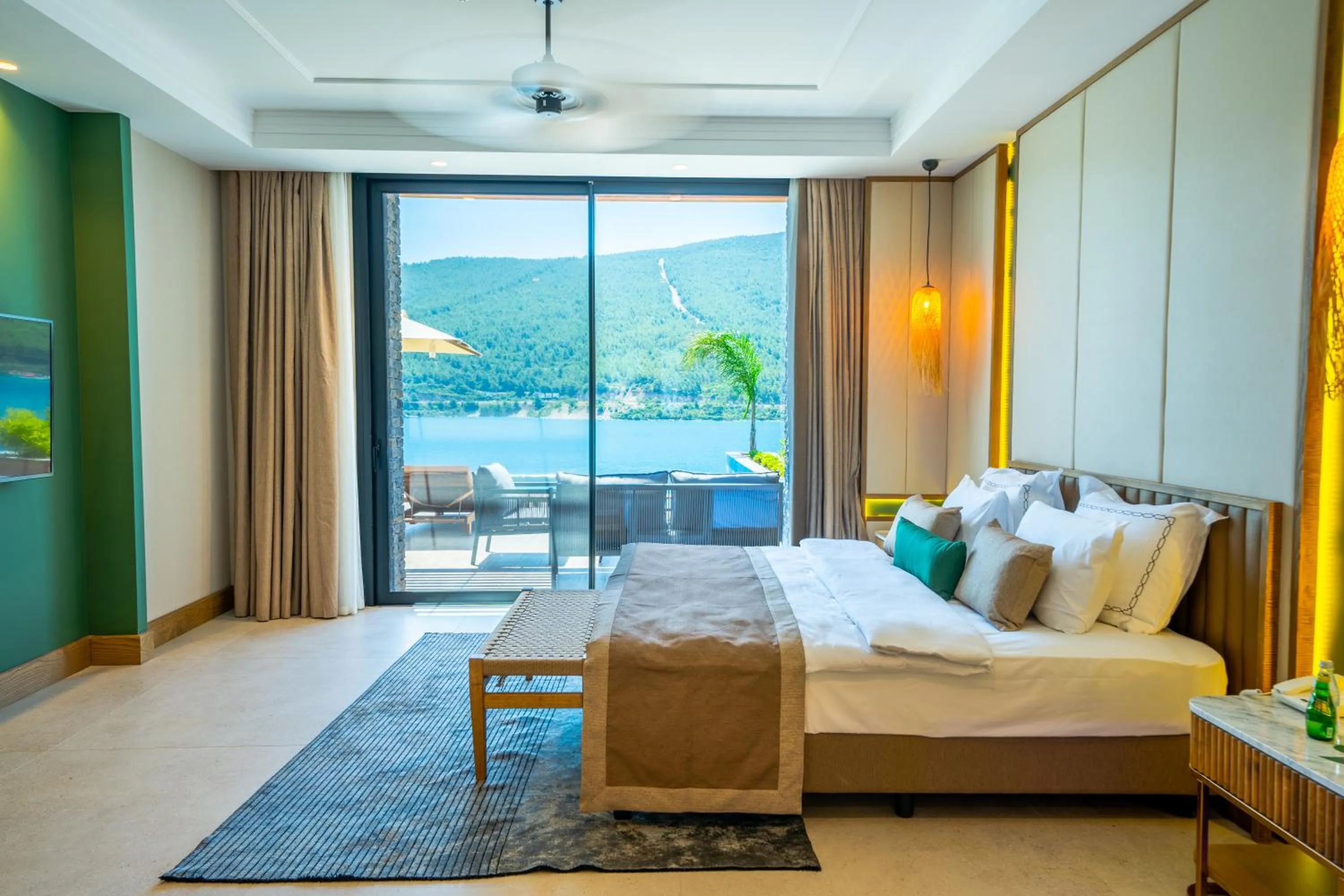 Bed in La Blanche Island Bodrum