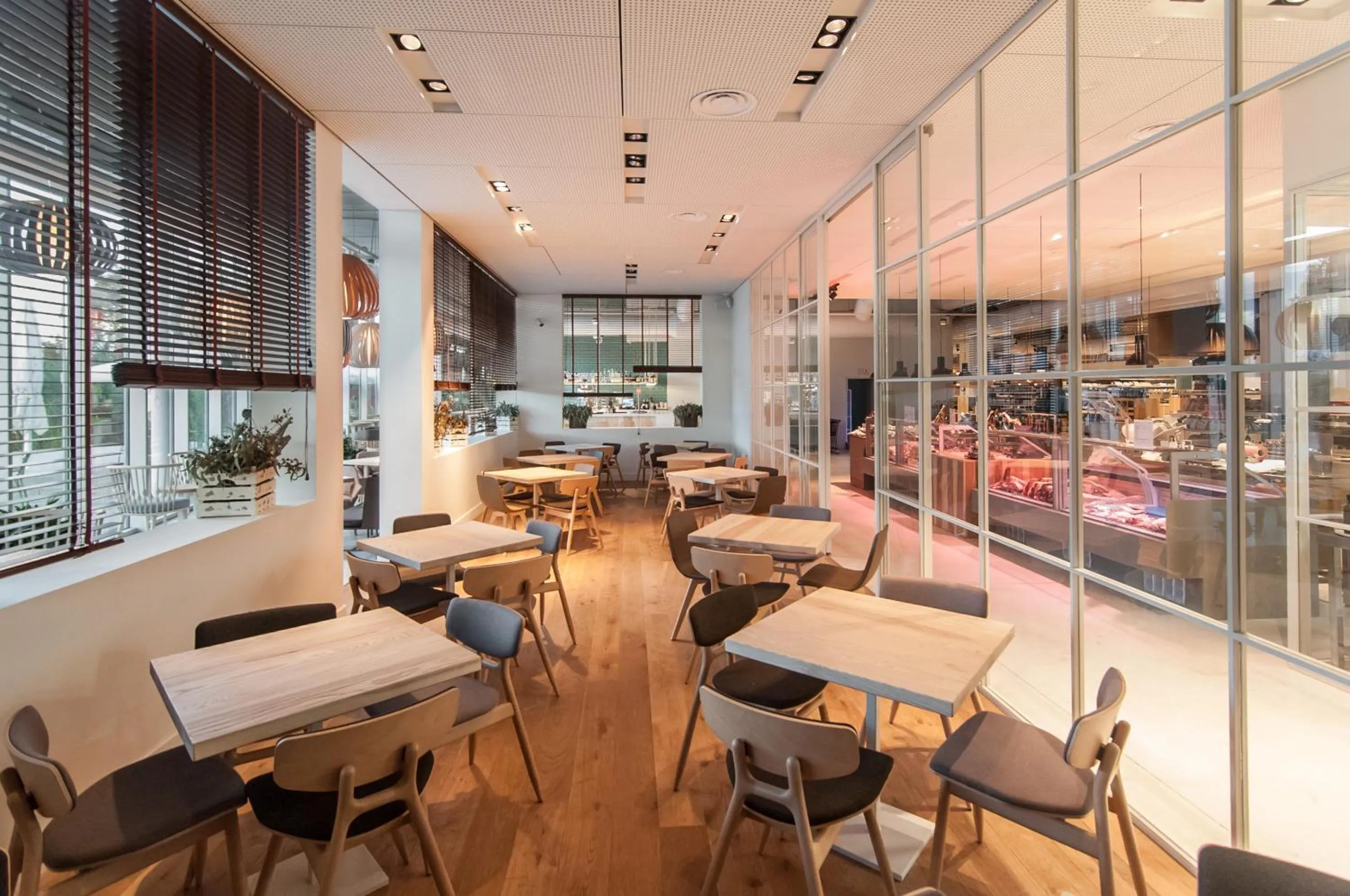 Restaurant/places to eat in Hotel Sorli Emocions