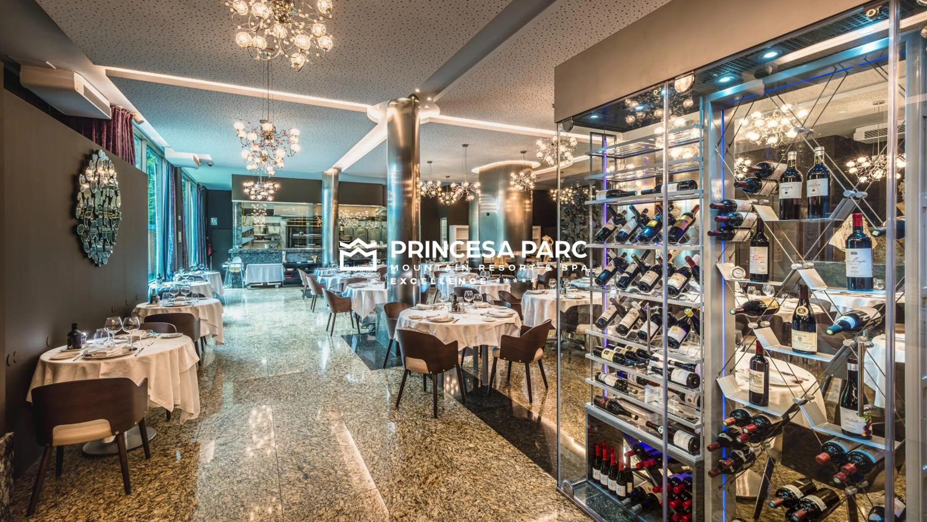 Restaurant/places to eat in Hotel Princesa Parc Excellence