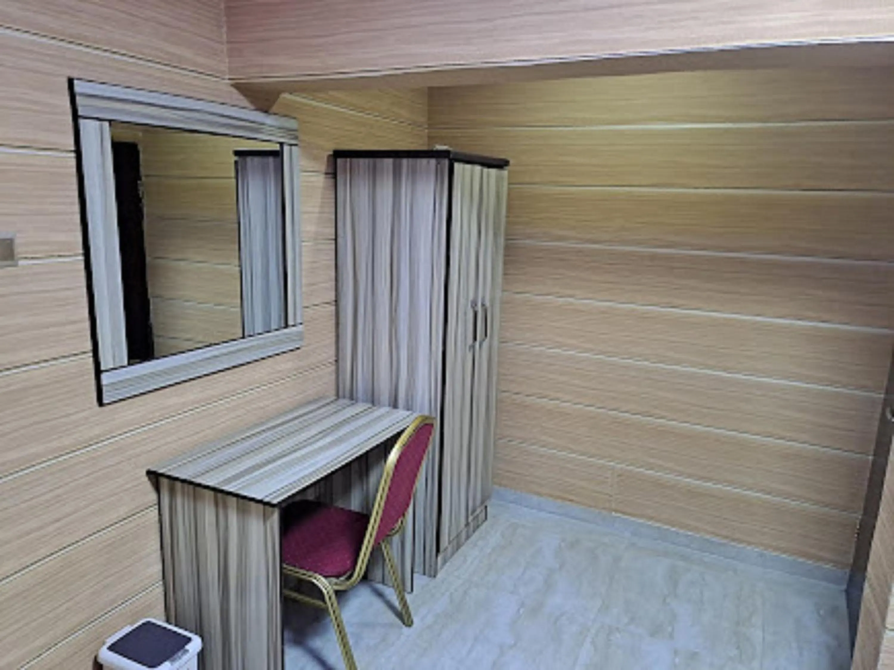 hair dresser in Haffy Executive Hotels and Suite