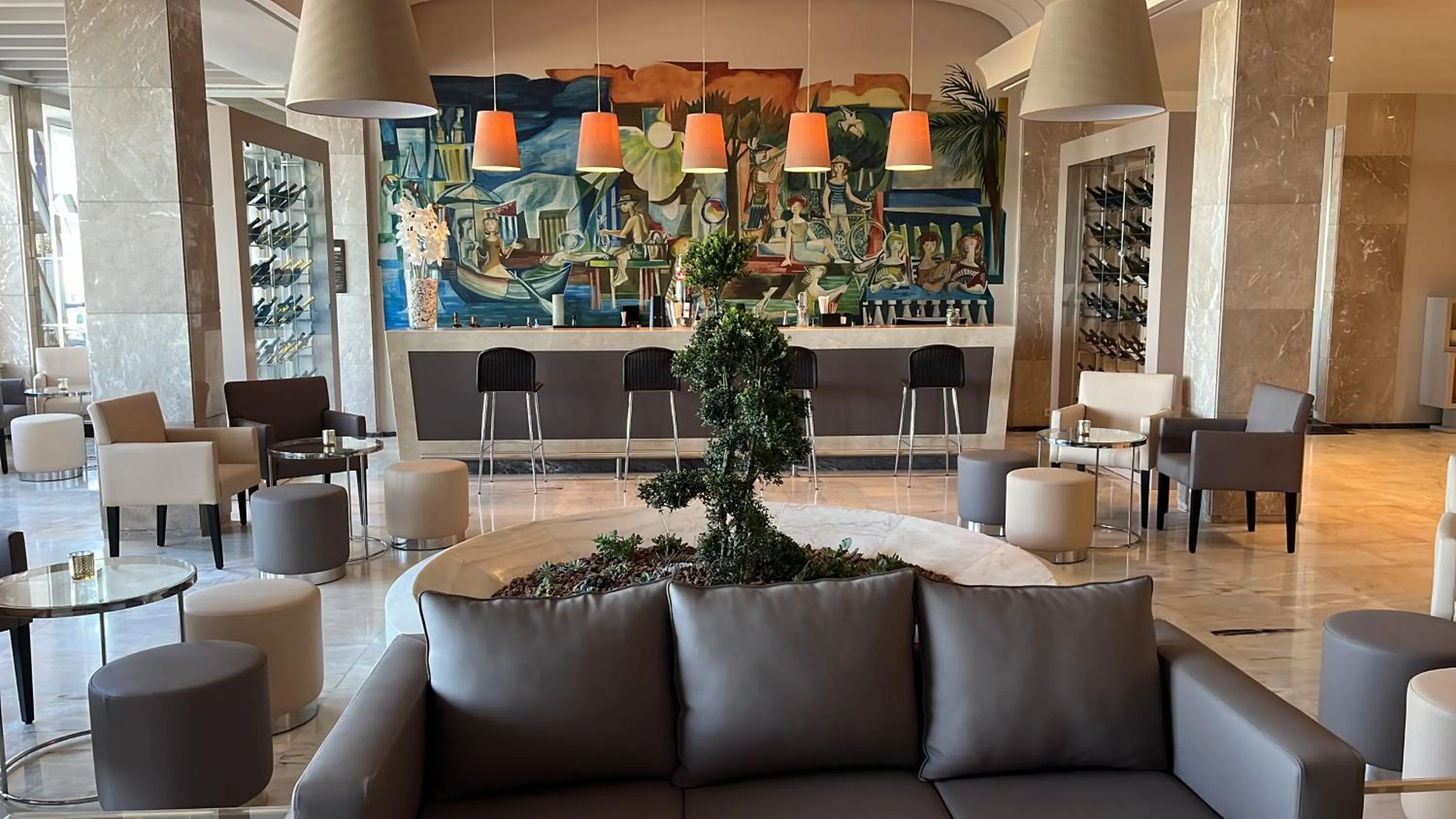 Lounge or bar in Vila Gale Collection Figueira da Foz