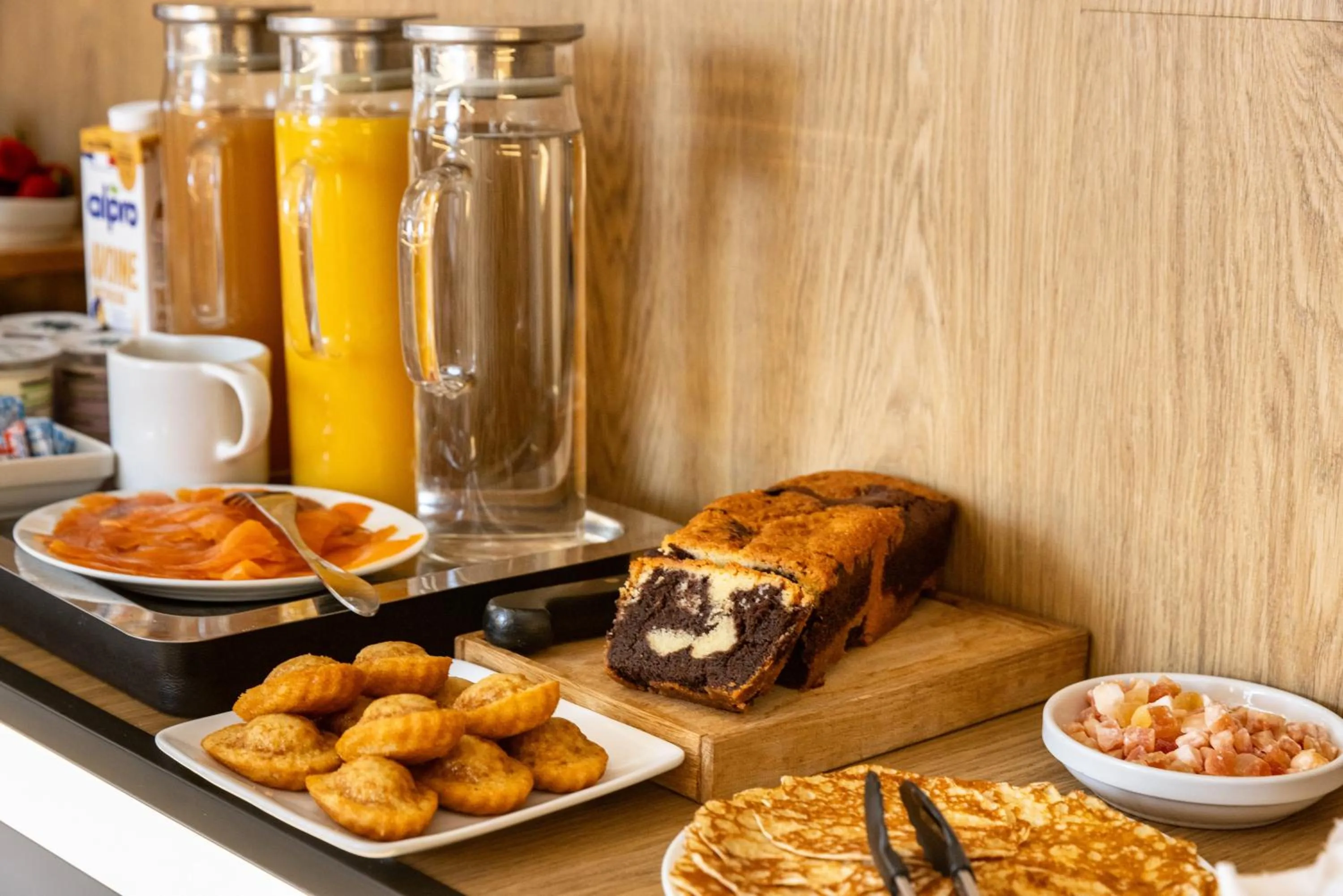 Breakfast in OVYO Hôtel