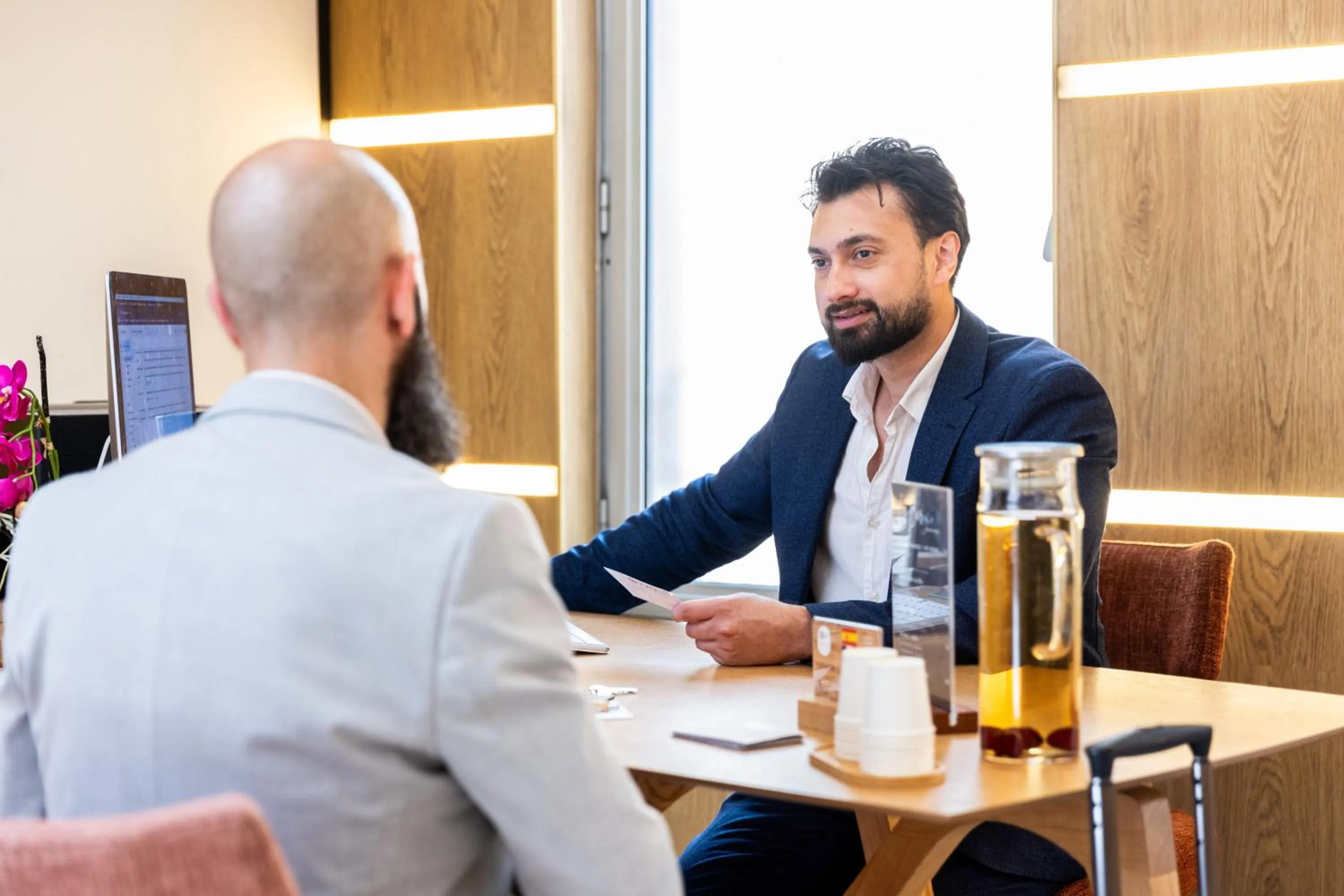 People in OVYO Hôtel
