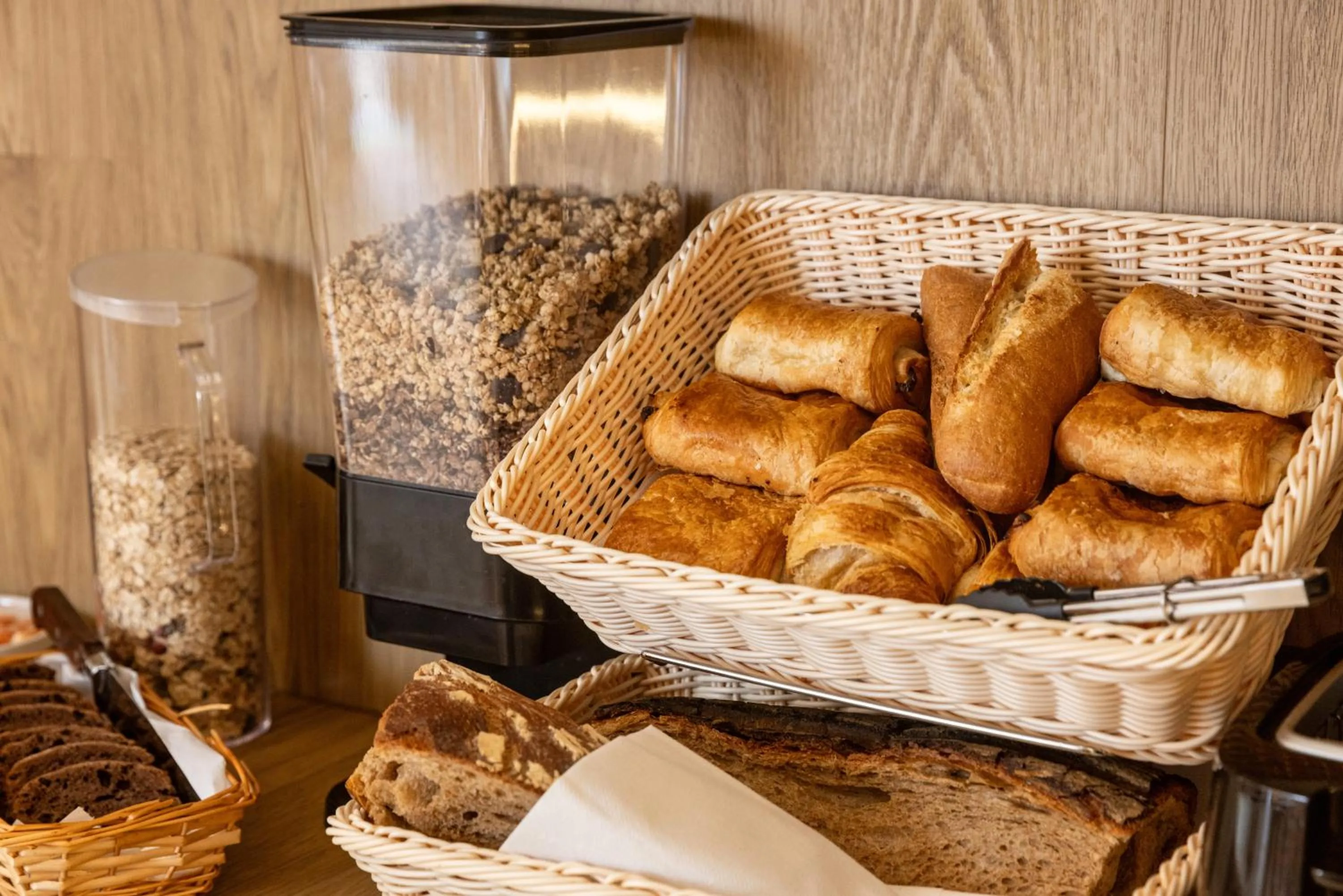 Breakfast in OVYO Hôtel