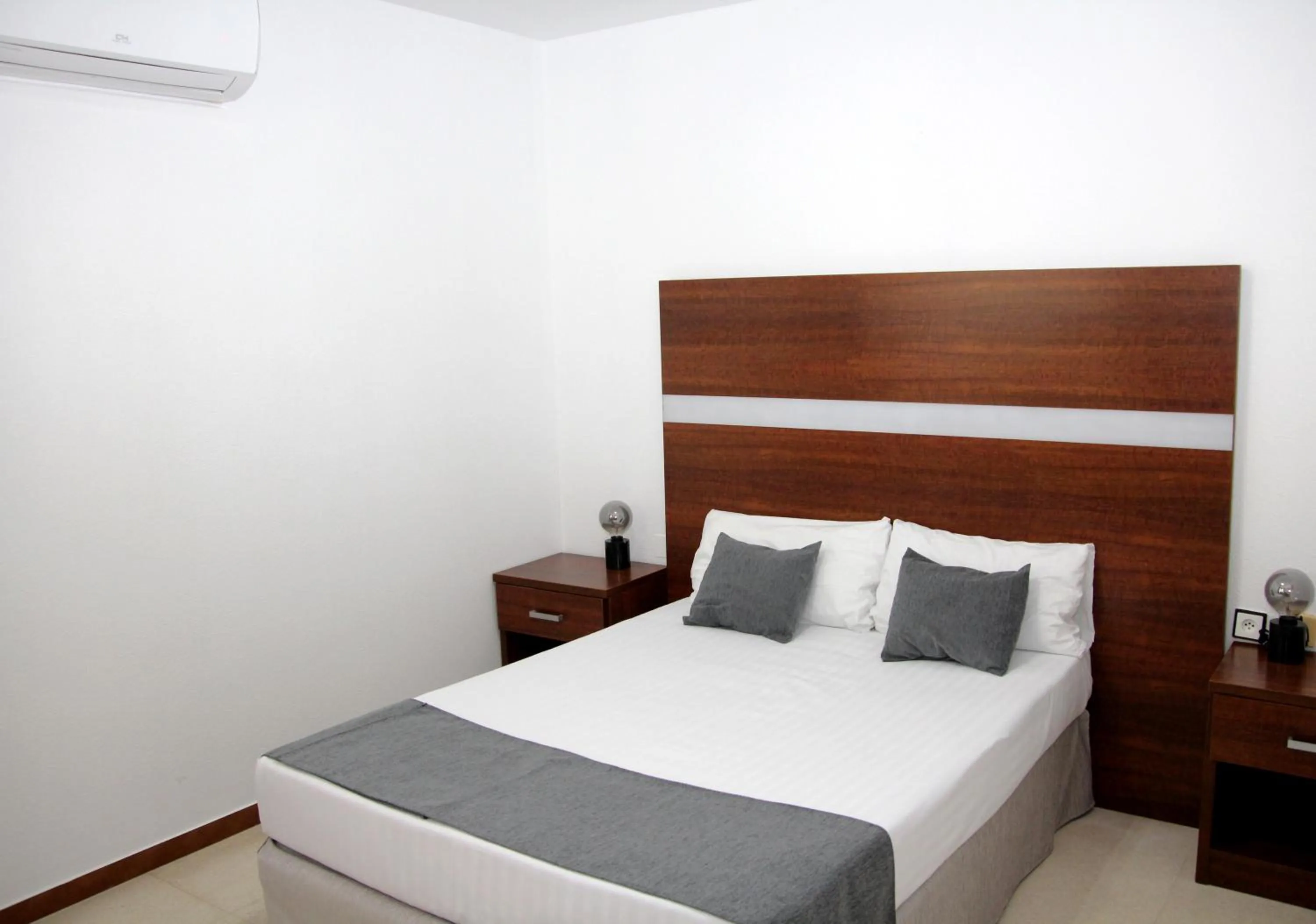 Bedroom, Bed in Hospedium Hotel Sky Blu Torre de Sevilla