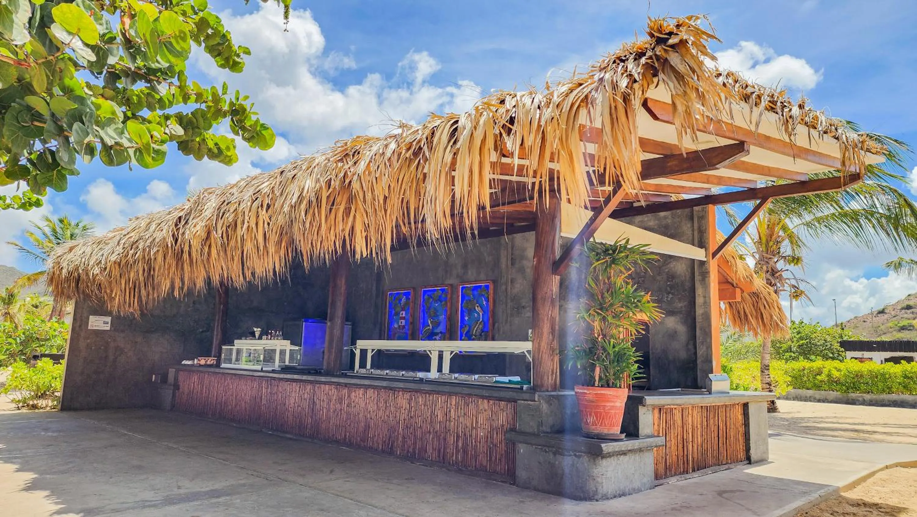 Restaurant/places to eat in Sunsol Ecoland