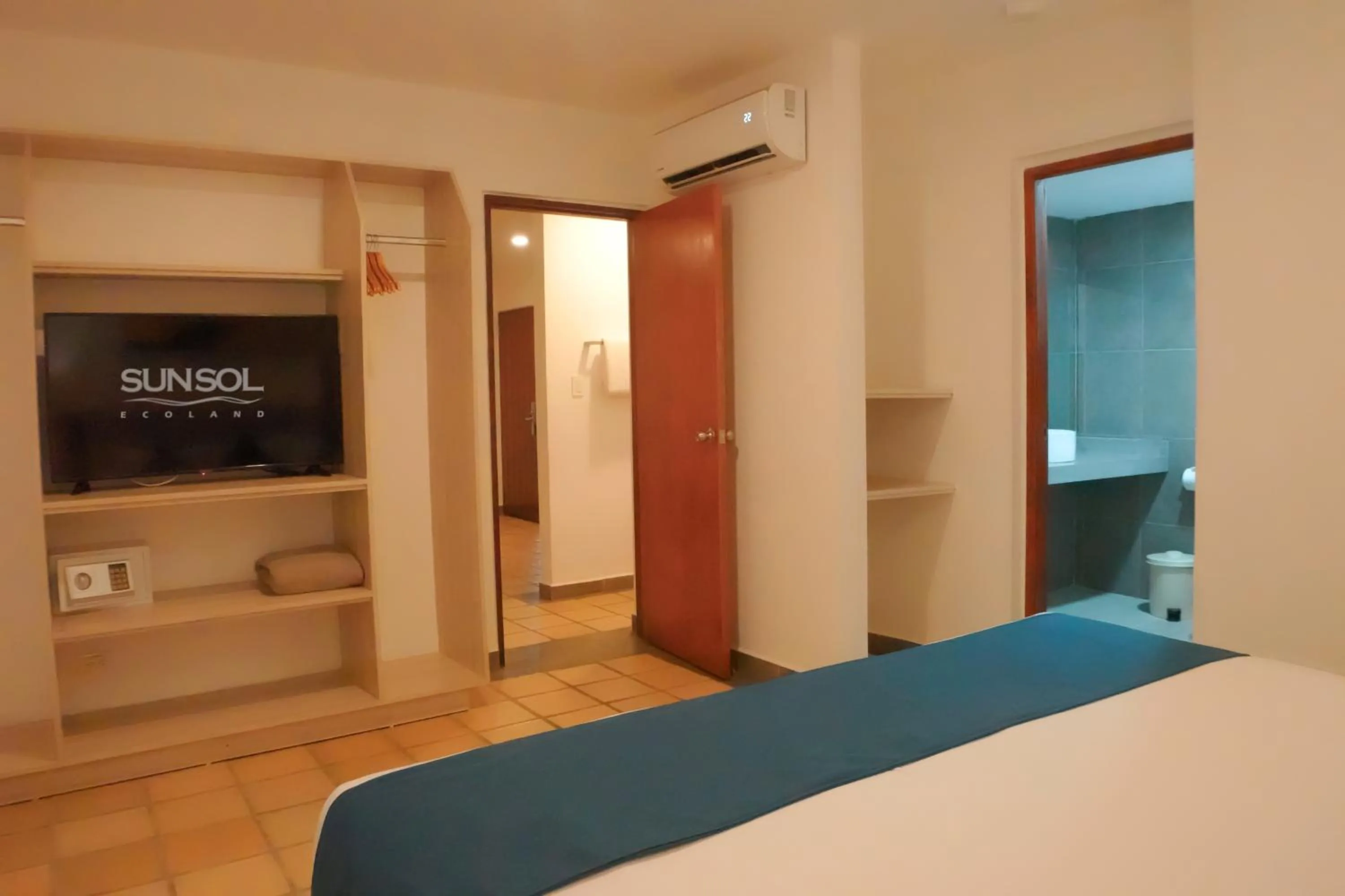 Bed in Sunsol Ecoland