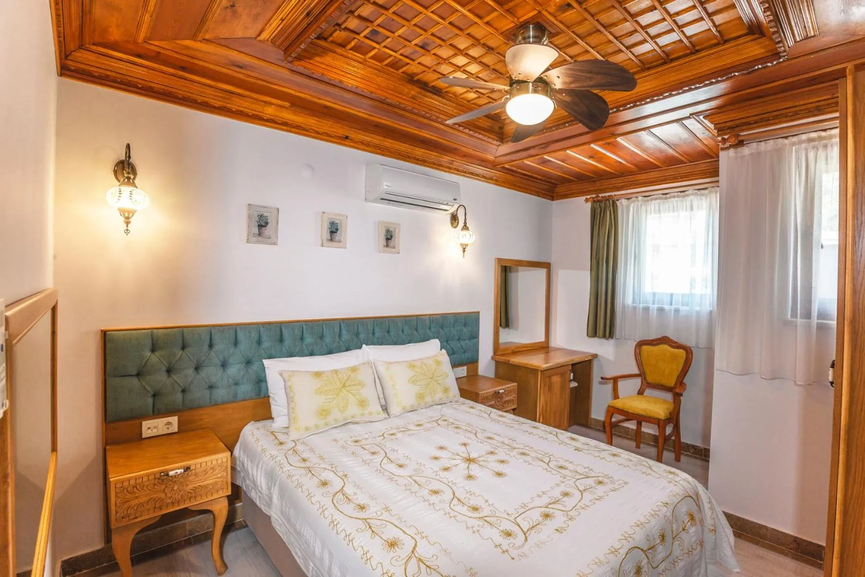 Photo of the whole room, Bed in Gumus Konak