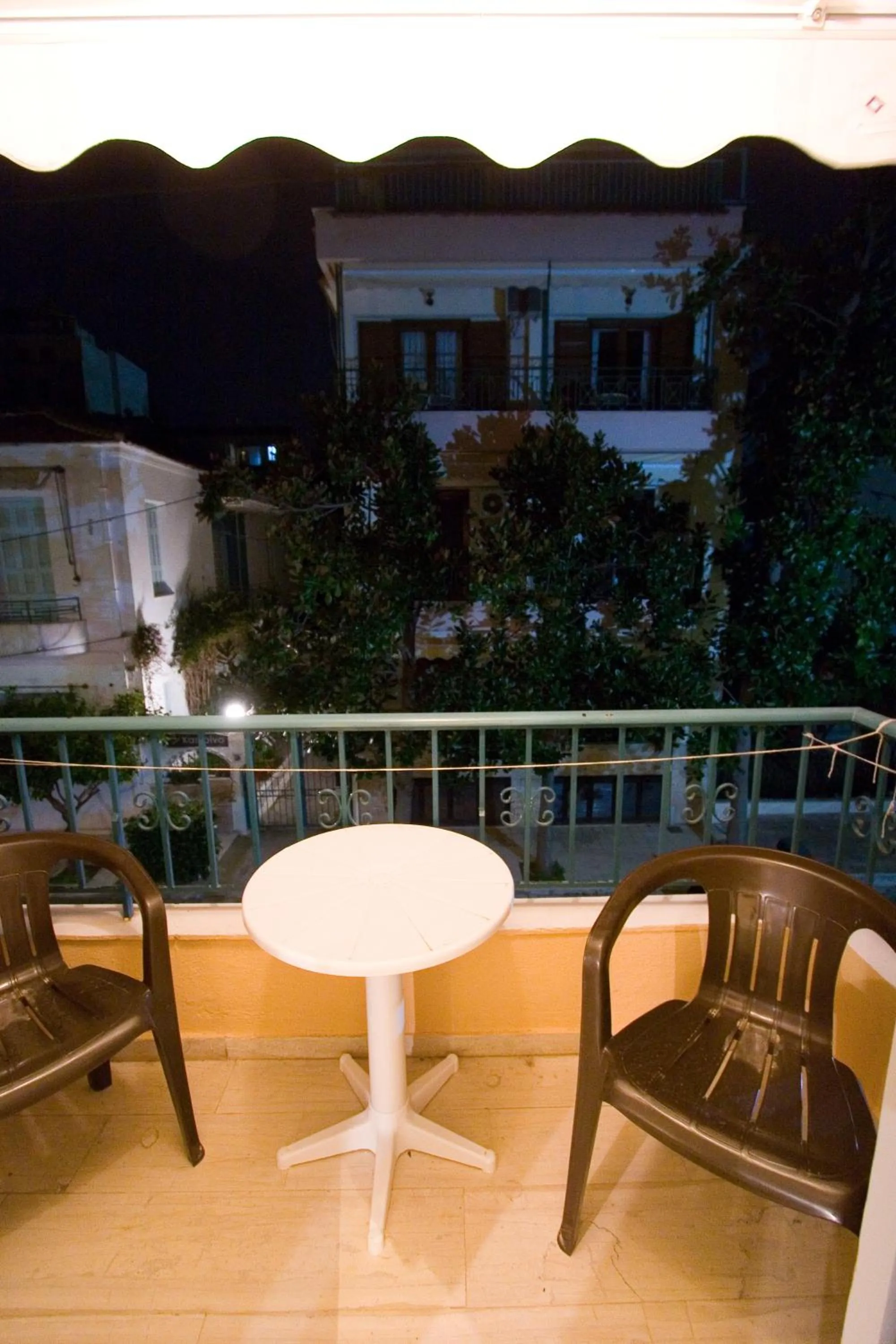 Shower in Orion Studios